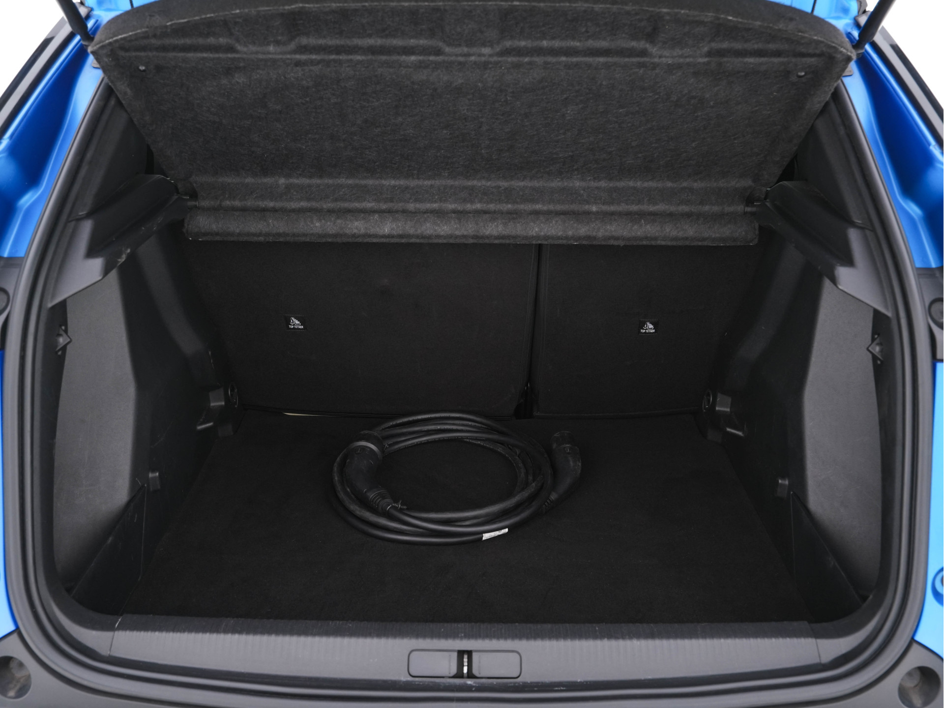 Peugeot e-2008 EV GT 50 kWh {SOH-91%} (INCL-BTW) Aut. *PANO | ADAPT.CRUISE | DIGI-COCKPIT | FULL-LED | BLIS | KEYLESS | MICROFIBRE-LEATHER | CAMERA | CARPLAY | CCS-FASTLOADER | DAB+ | NAVI-FULLMAP | ECC | PDC | SPORT-SEATS | ...