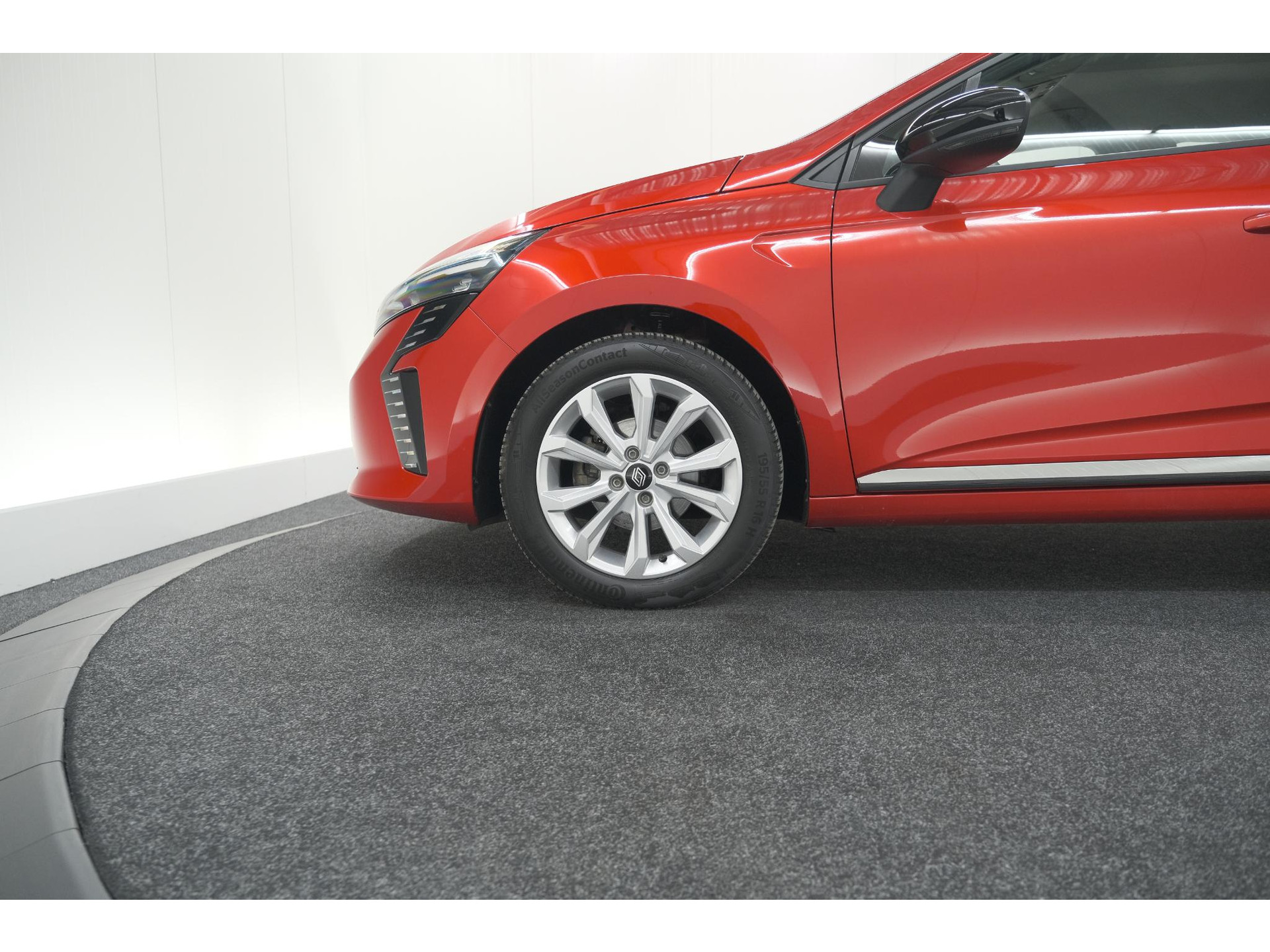 Renault Clio TCe 90 GPF Evolution | Camera | Navigatie | Apple Carplay | Parkeersensoren | Stoelverwarming
