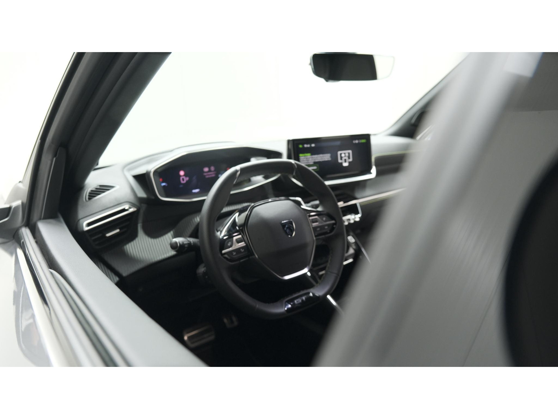 Peugeot 2008 PureTech 130 EAT8 GT | 360 Camera | Adaptieve Cruise Control | Dodehoekdetectie | Apple Carplay