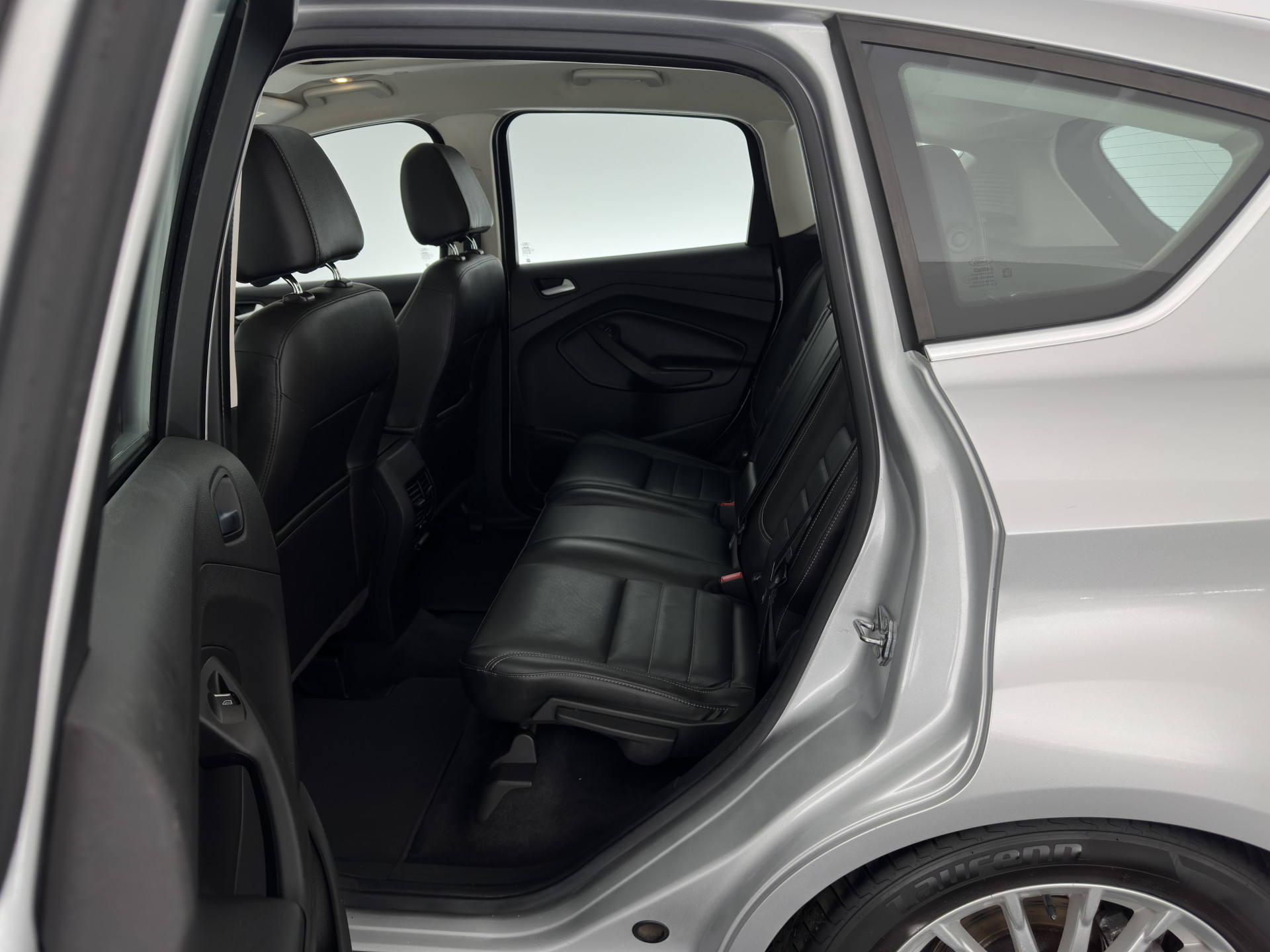 Ford C-Max 2.0 Plug-in Hybrid Titanium Plus (⚠️) Aut. *PANO | LEATHER | NAVI-FULLMAP | KEYLESS | CAMERA | COMFORT-SEATS | ECC | PDC | 17"ALU*