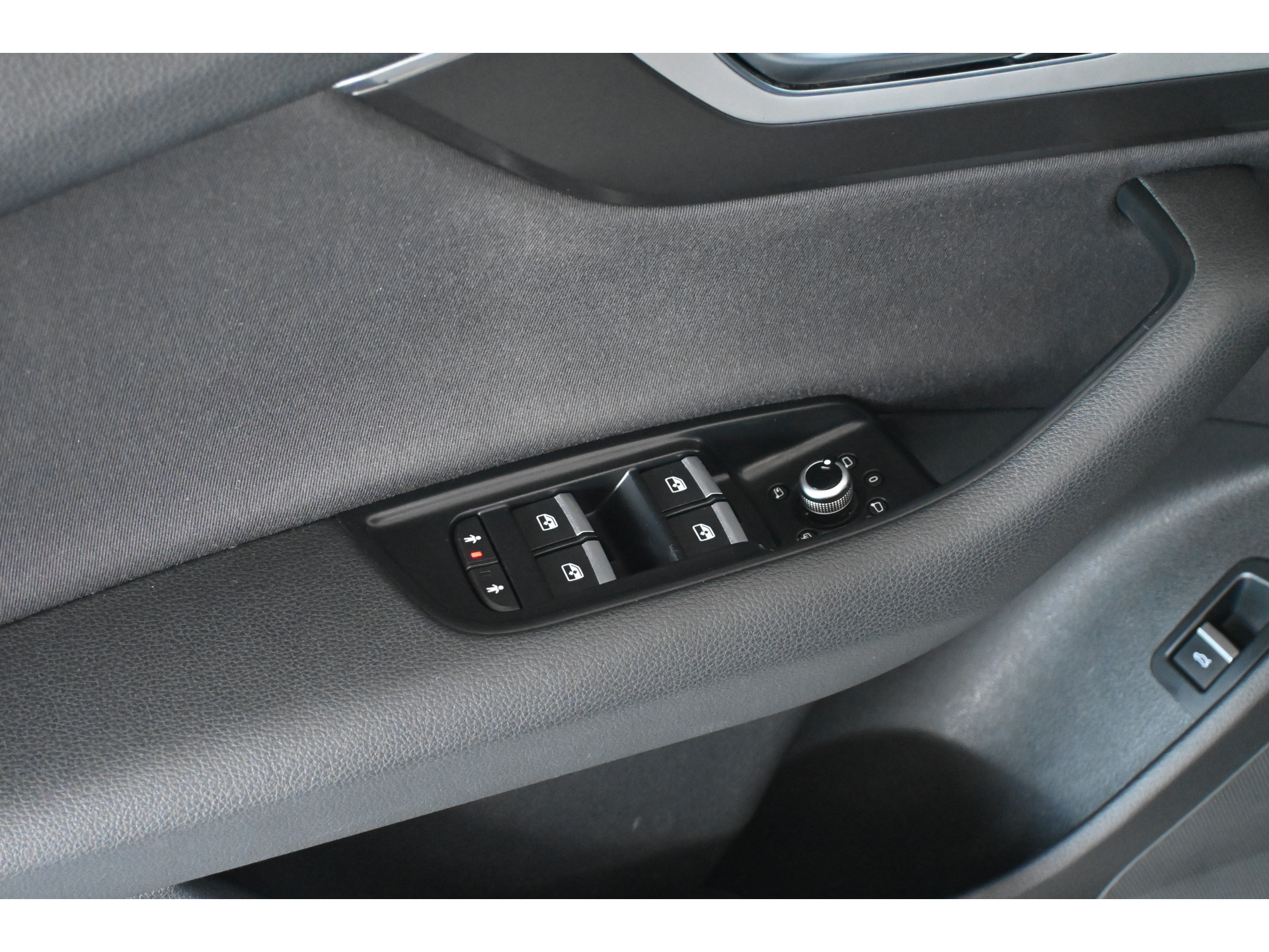 Audi Q7 3.0 TDI ultra quattro S-Line Automaat Clima Navigatie Panoramadak Inruil Mogelijk!