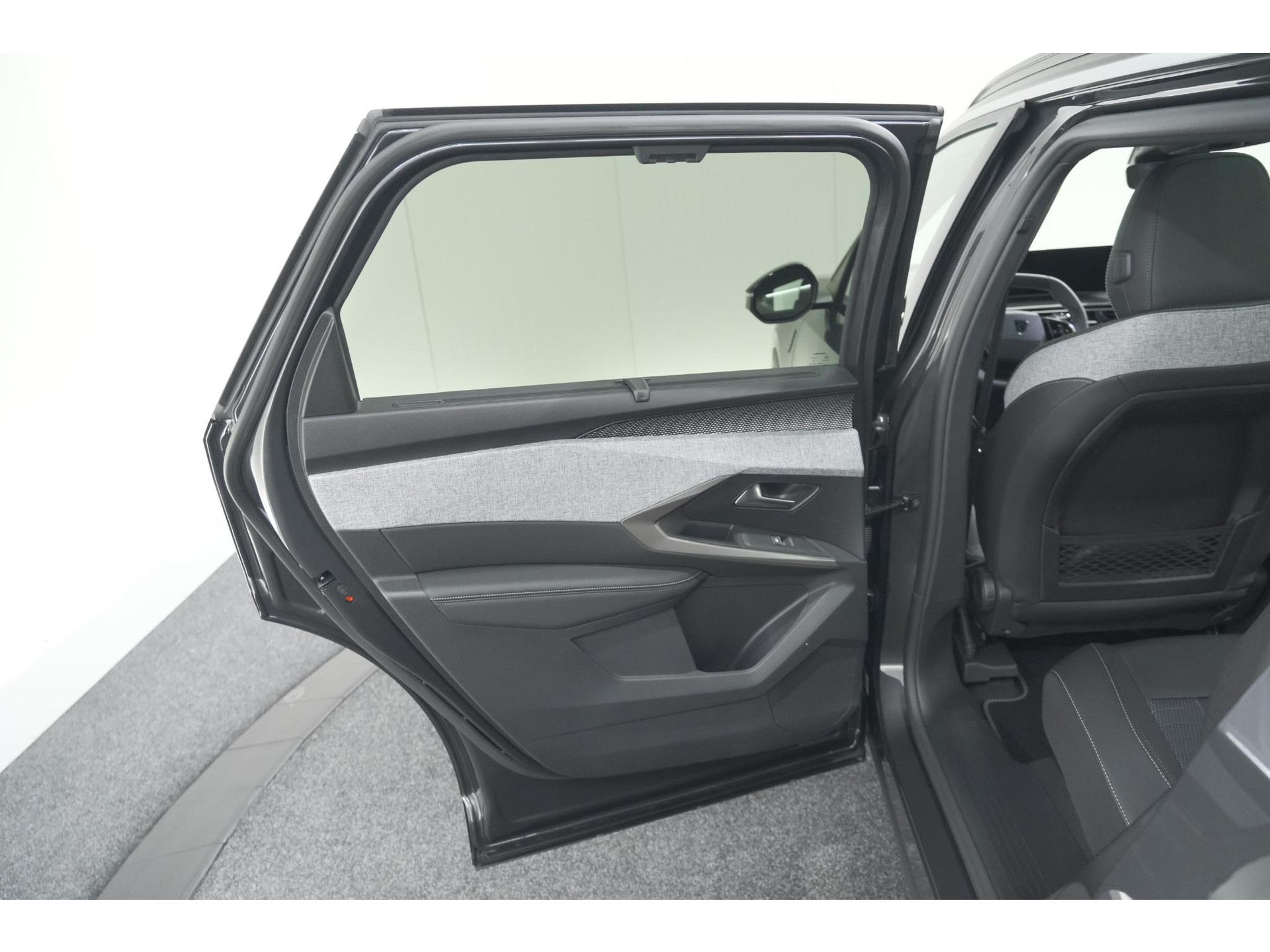 Peugeot 5008 HYbrid 145 e-DCS6 GT | Panoramadak | Camera | Elektrische Achterklep | Adaptieve Cruise Control