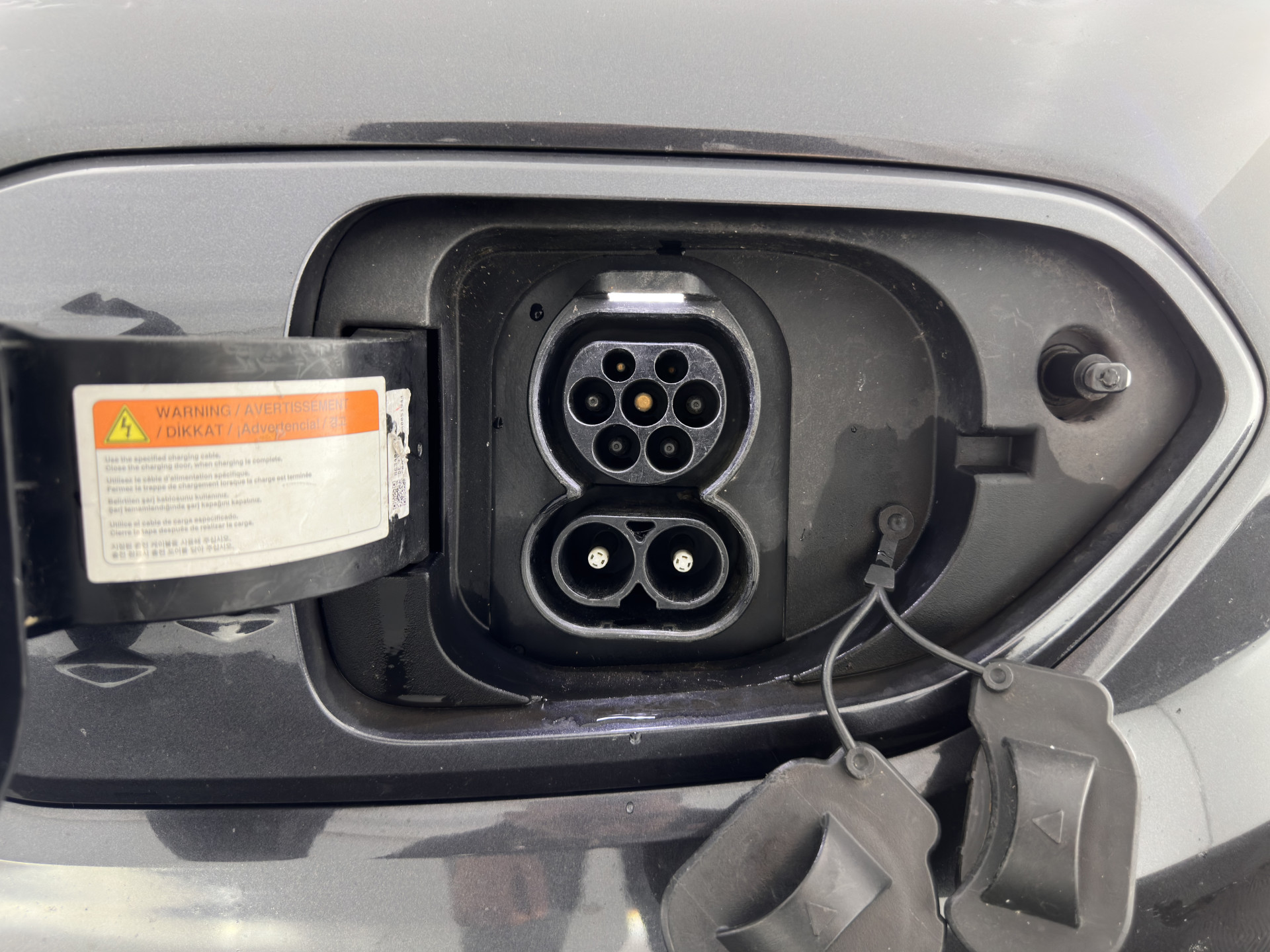 Kia e-Niro ExecutiveLine 64 kWh (3-Fase) {SOH-100%) (INCL-BTW)  Aut *HEATPUMP | LEATHER | FULL-LED | NAVI-FULLMAP | ADAPTIVE-CRUISE | CAMERA | MEMORY-PACK | LANE-ASSIST | KEYLESS | DIGI-COCKPIT | PRIVACY-GLASS | AMBIENT-LIGHT | 17"ALU*