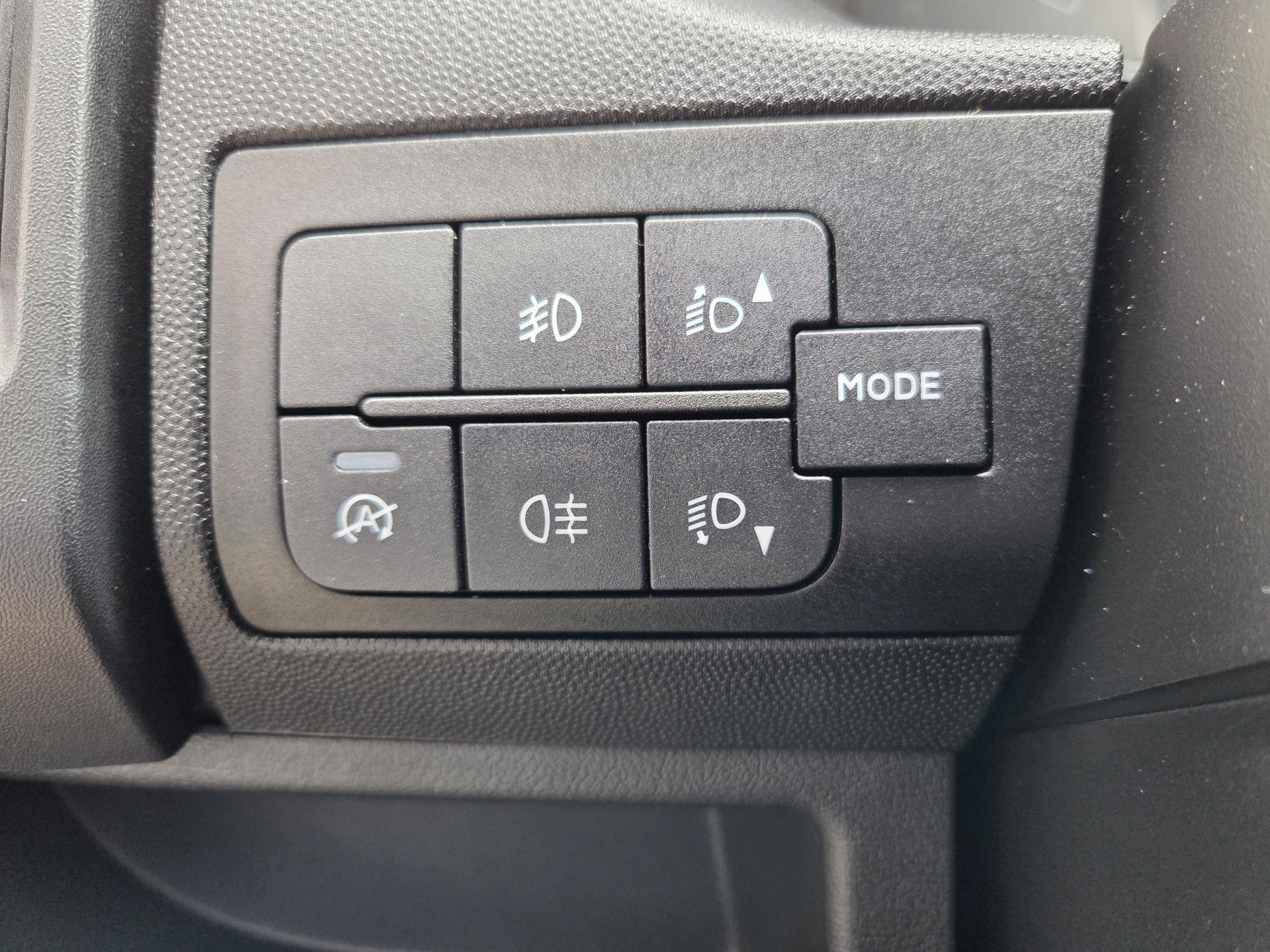 Peugeot Boxer 2.2 BlueHDI 140Pk L4H2 Airco Navi PDC Cruise control Achteruitrijcamera