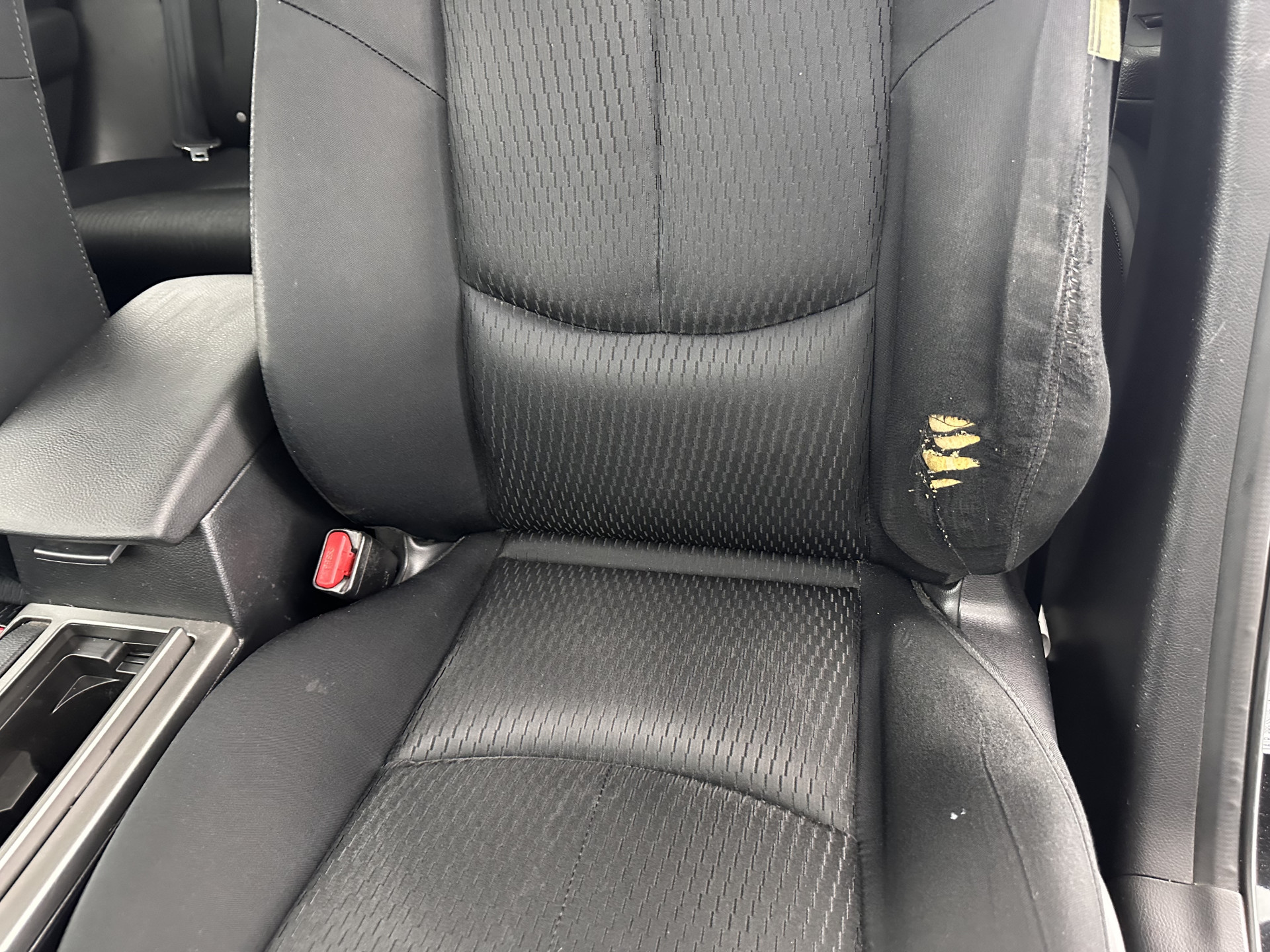 Mazda 6 Sportbreak 2.2 CiTD Business *AIRCO | CRUISE | COMFORT-SEATS | RADIO-CD/MP3 | 16''ALU*