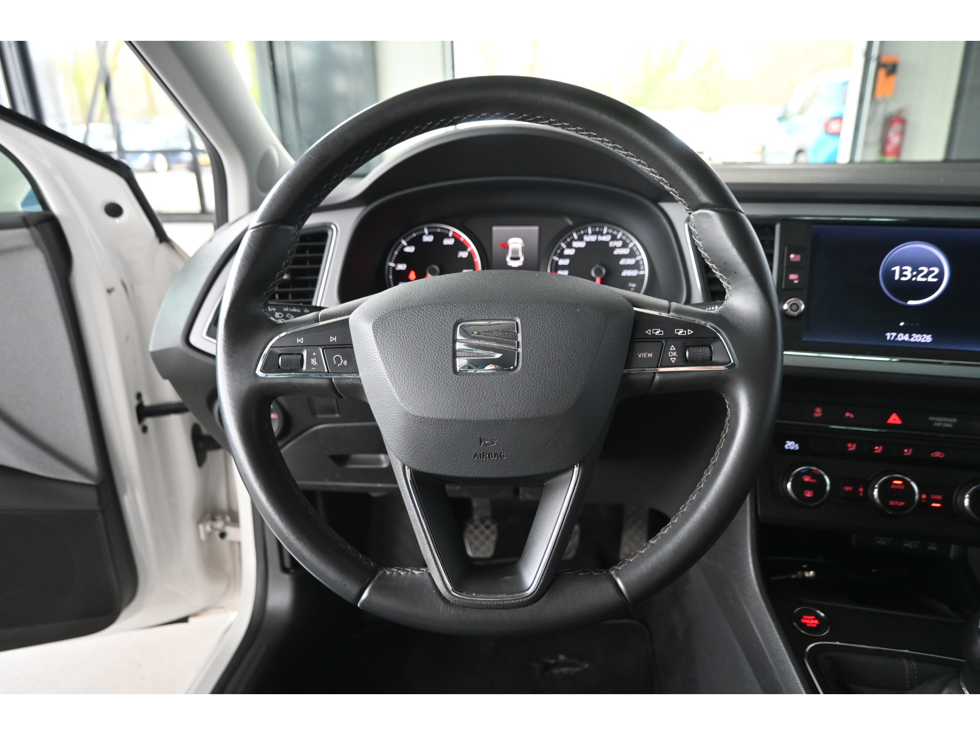 SEAT Leon 1.5 TSI Style Ultimate Edition Clima Navigatie Cruise Control 1e Eigenaar Rijklaarprijs! Inruil Mogelijk!
