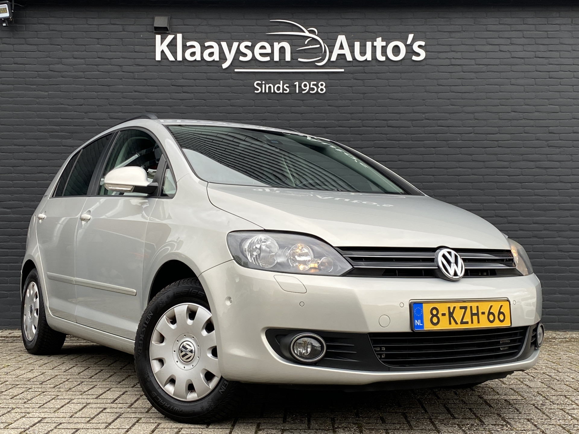 Volkswagen Golf Plus 1.4 TSI 122 pk Team AUT. | navigatie | cruise control | stoelverwarming | trekhaak | all season banden