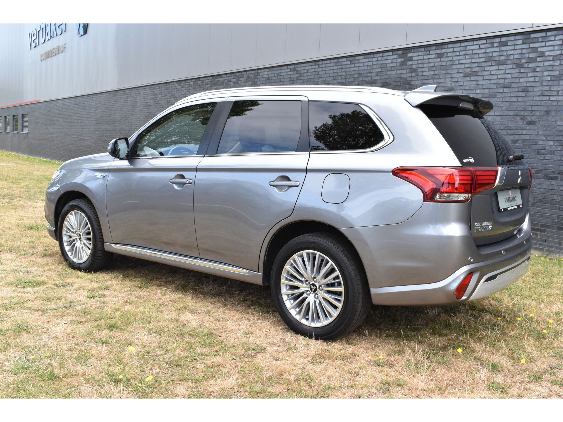 Mitsubishi Outlander 2.4 PHEV Instyle Plugin-hybride