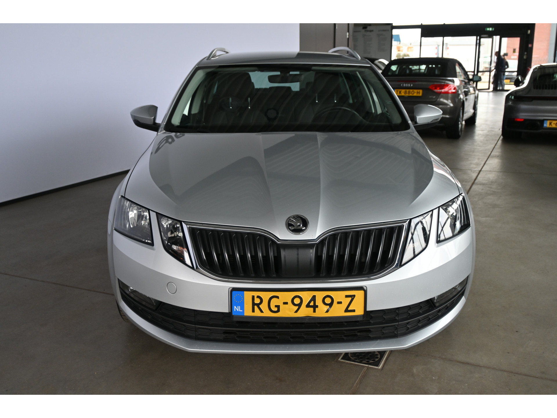 ŠKODA Octavia Combi 1.0 TSI Greentech Ambition Business Automaat Navigatie Stoelverwarming Rijklaarprijs! Inruil Mogelijk!
