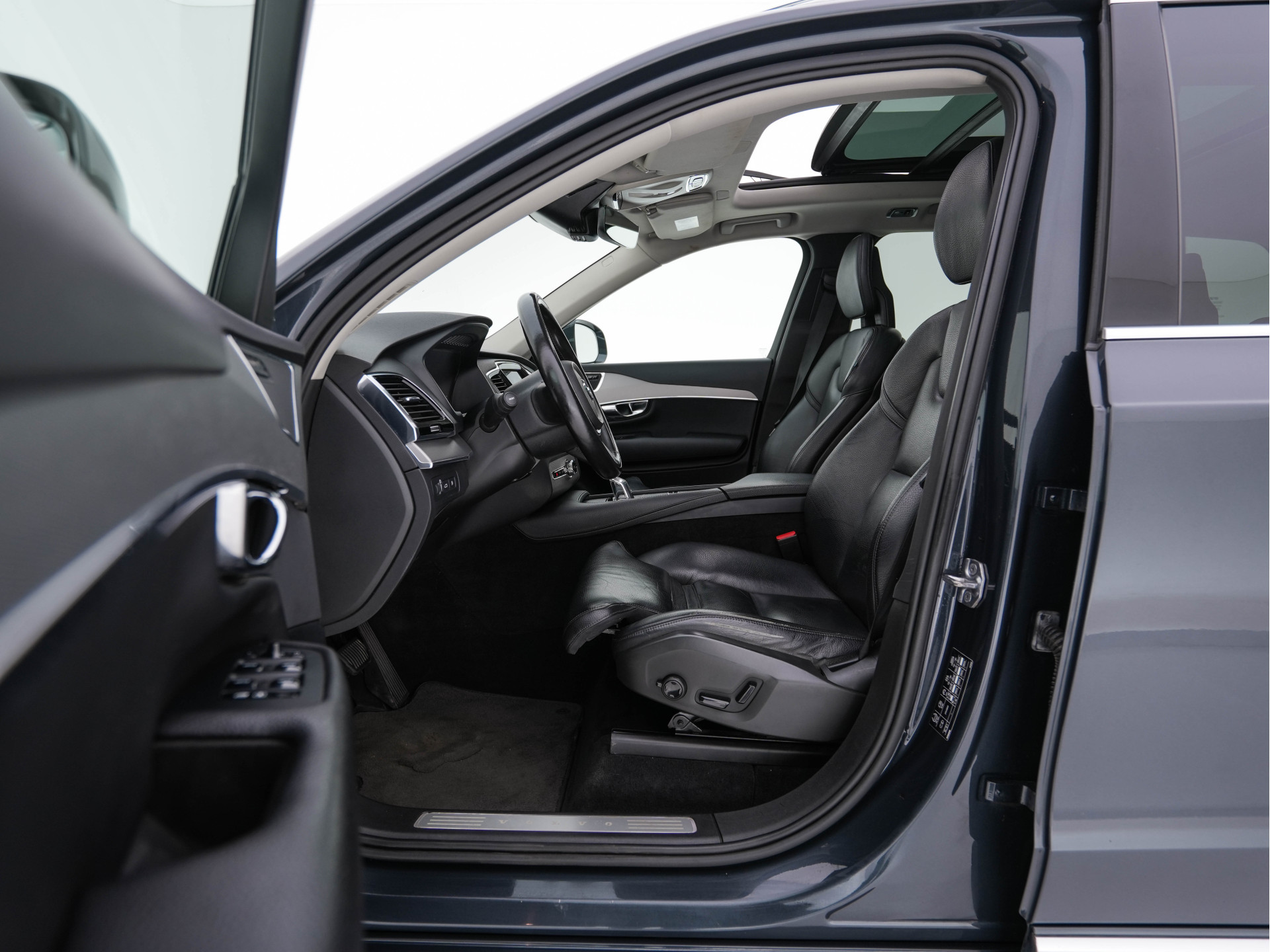 Volvo XC90 2.0 T8 Twin Engine Inscription AWD [ 7-Pers ] (INCL-BTW) Aut. *PANO | NAPPA-LEATHER | FULL-LED | MEMORY-PACK | KEYLESS | DAB | NAVI-FULLMAP | CAMERA | DIGI-COCKPIT | SPORT-SEATS | 22"ALU*