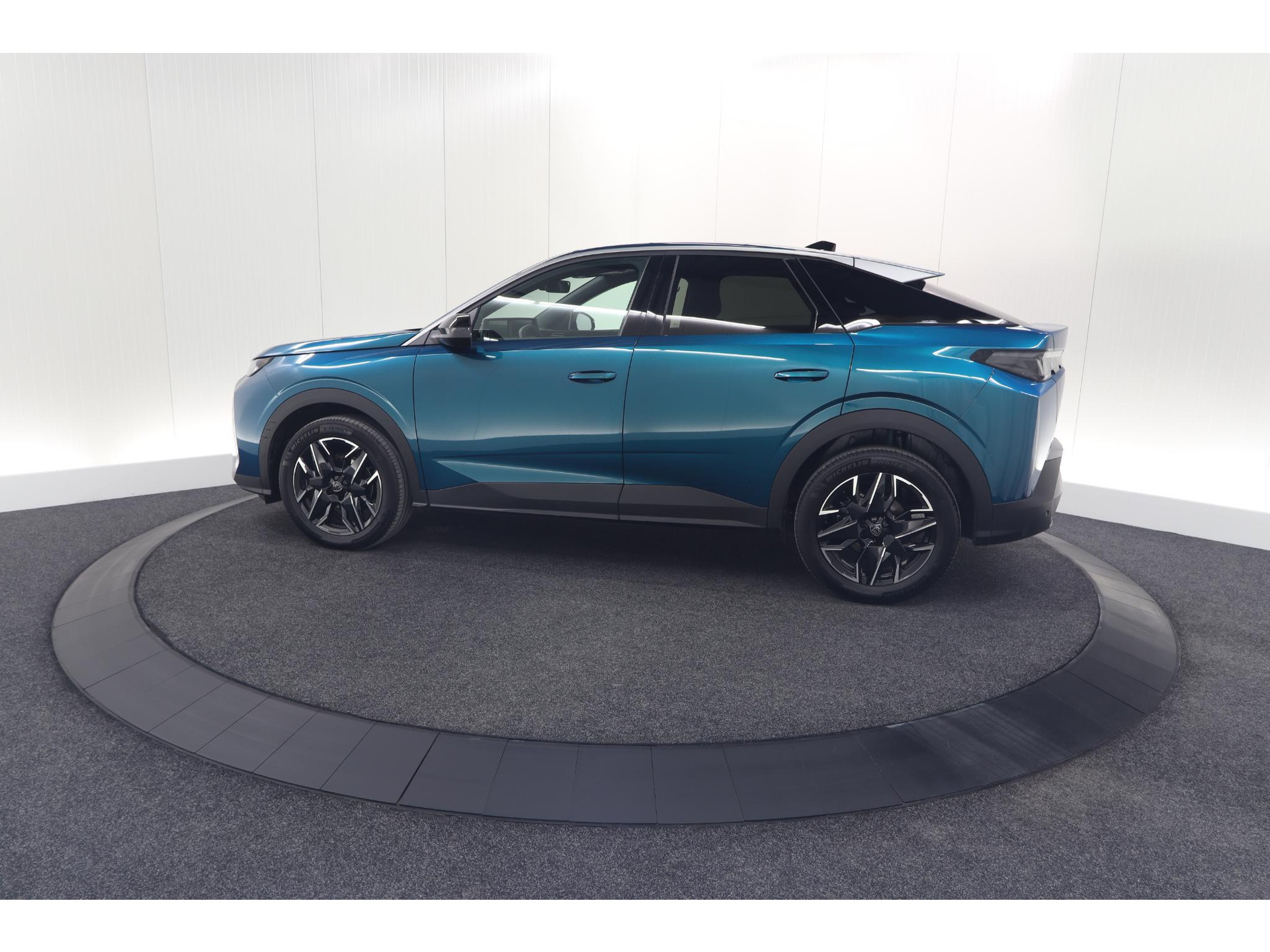 Peugeot 3008 Hybrid 136 e-DSC6 Allure | Camera | Apple Carplay | Parkeersensoren