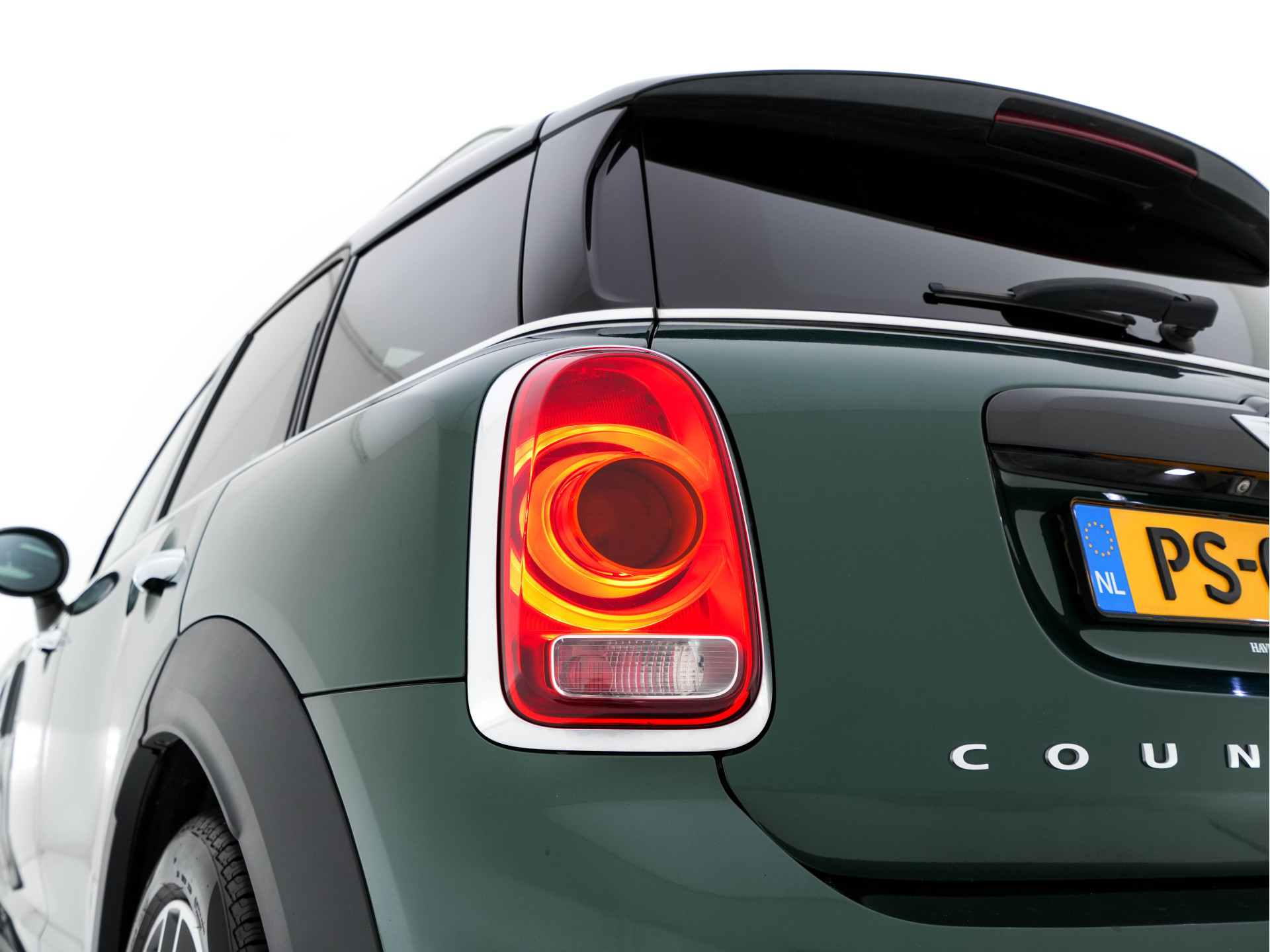 MINI Mini Countryman 2.0 Cooper SD John Cooper Works Chili Aut. *PANO | HEAD-UP | ADAPTIVE-CRUISE | FULL-LED | LEATHER-ALCANTARA  | HARMAN/KARDON | KEYLESS | CAMERA | DAB+ | AMBIENT-LIGHT | NAVI-FULLMAP | TOWBAR | HEATED-SPORTSEATS | SHIFT-PADDLES |.