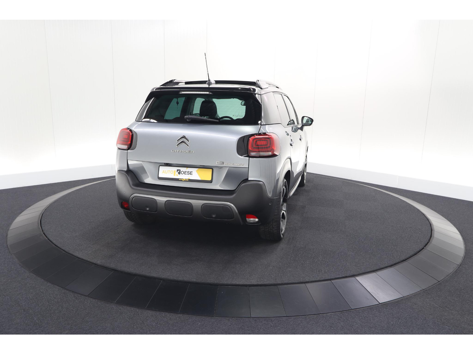 Citroen C3 Aircross PureTech 110 S&S Business | Schuif-/Kanteldak | Camera | HIFI Audiosysteem | Dodehoekdetectie