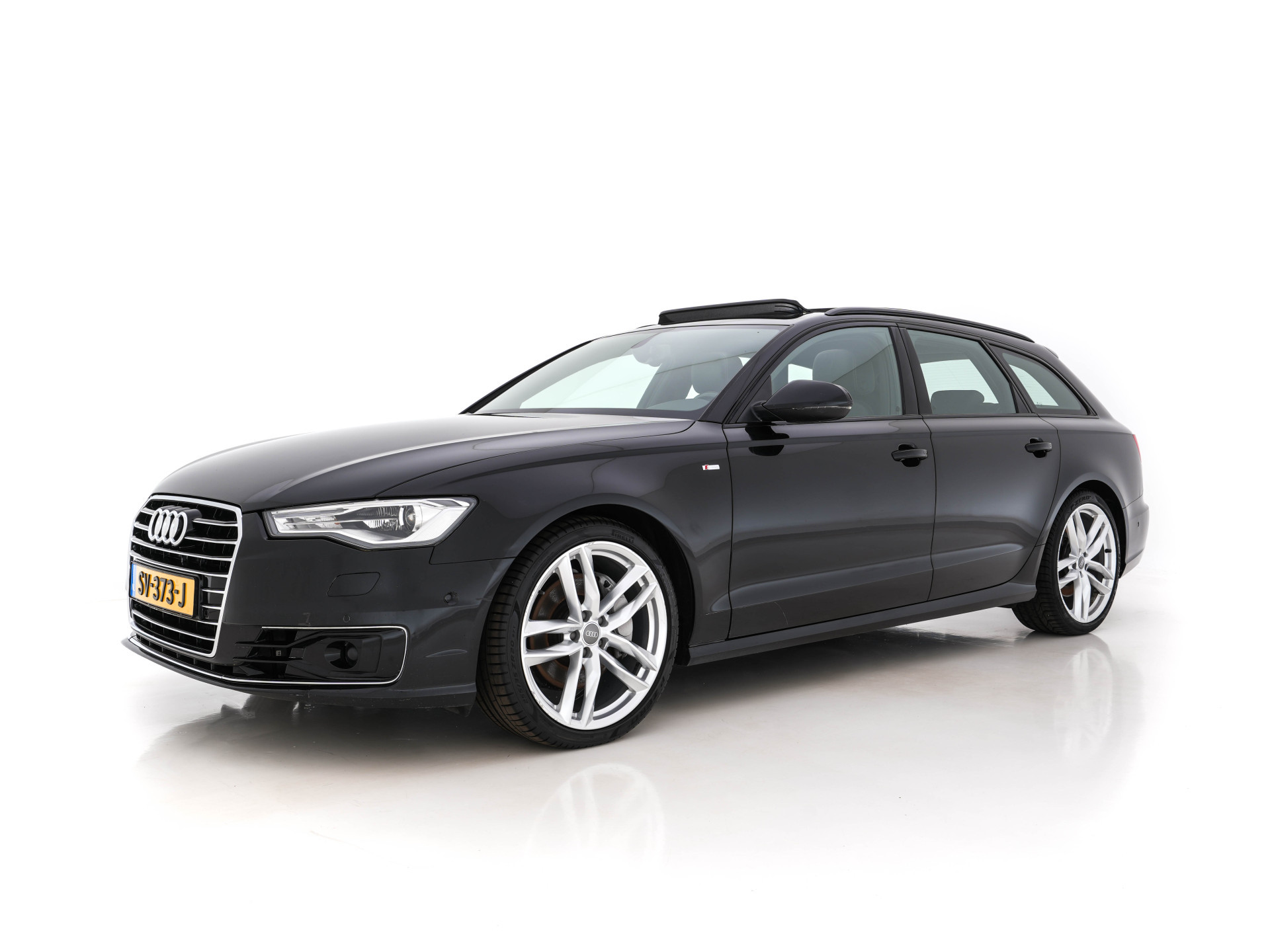 Audi A6 Avant 3.0 TDI Quattro S-Line Aut. *PANO | NAVI-FULLMAP | LEATHER-ALCANTARA | BI-XENON | BOSE-SURROUND | DAB | CAMERA | ECC | HEATED-SPORTSEATS | PDC | CRUISE | TOWBAR | KEYLESS | 20"ALU*