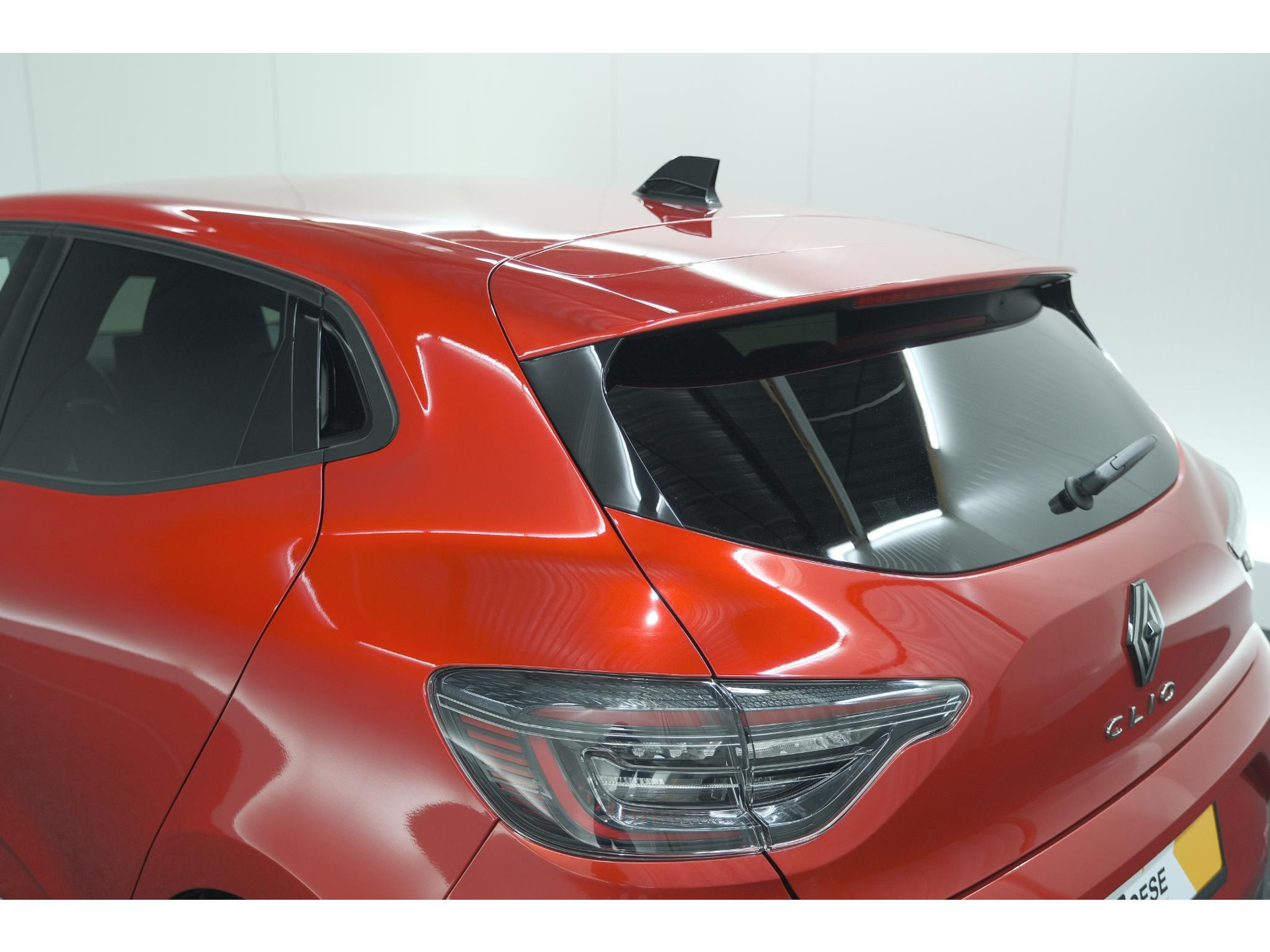 Renault Clio TCe 90 GPF Techno | 360 Camera | Adaptieve Cruise Control | 9.3 Inch Groot Scherm