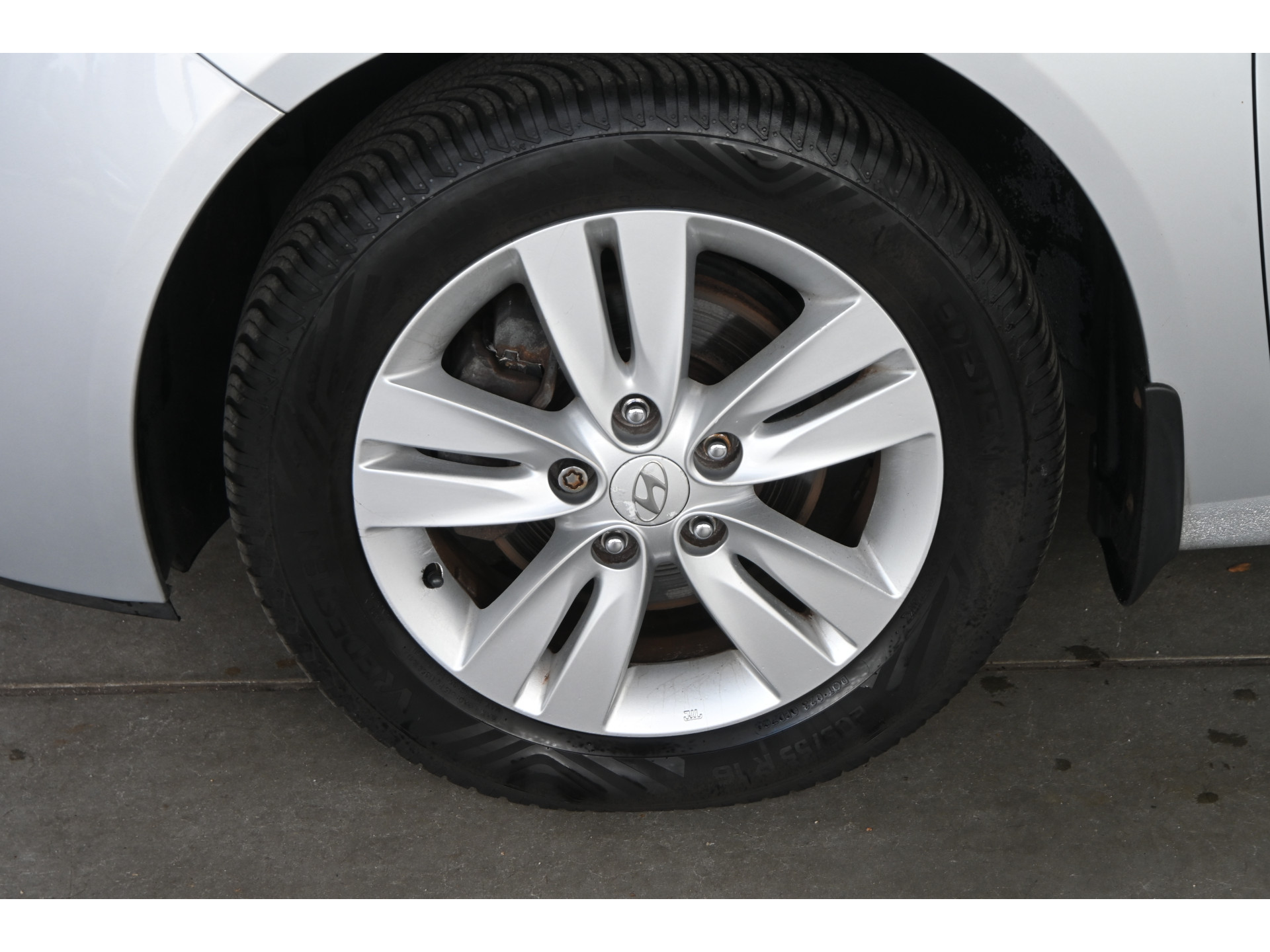 Hyundai ix20 1.4i i-Catcher Clima Navigatie Schuifdak Trekhaak Goed Onderhouden! Inruil Mogelijk!