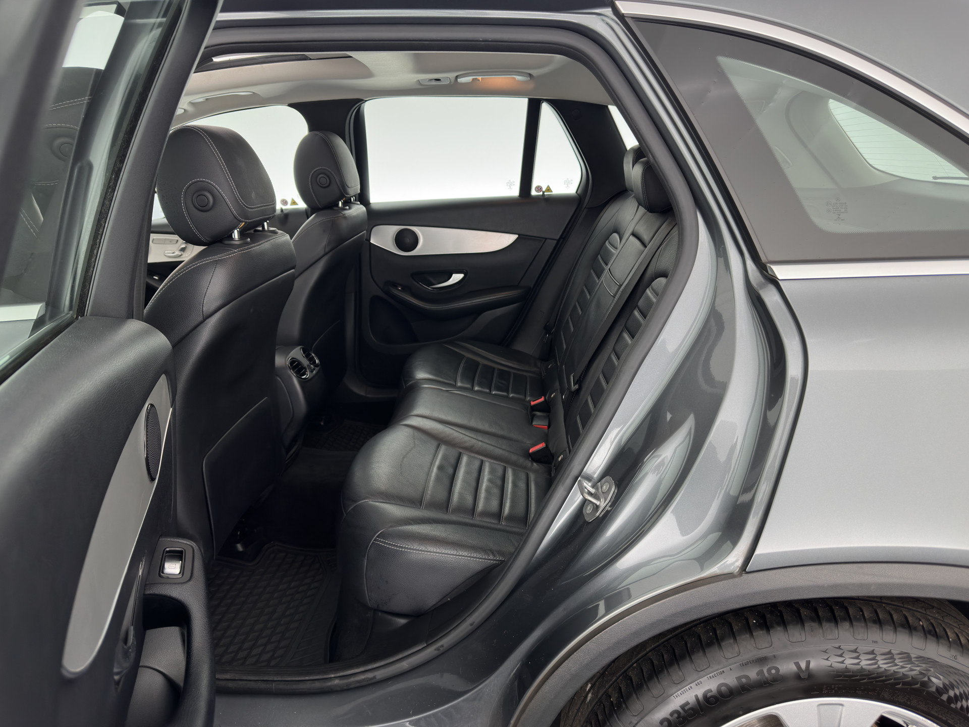 Mercedes-Benz GLC-klasse 220d 4MATIC Premium Plus (INCL-BTW) *PANO | LEATHER | FULL-LED | MEMORY-PACK | TOPVIEW | BLINDSPOT | HEATED-COMFORTSEATS | NAVI-FULLMAP | ECC | PDC | CRUISE | SHIFTPADDLES | TOWBAR | 18''ALU*