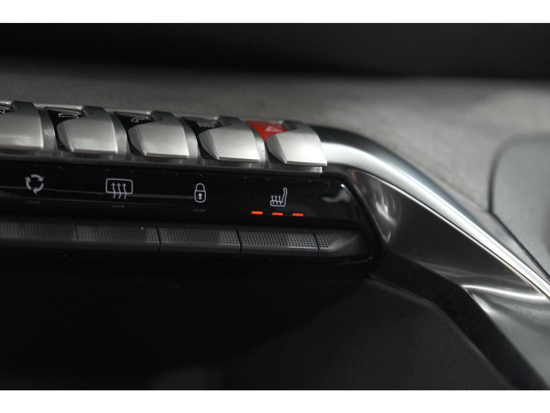 Peugeot 3008 PureTech 130 EAT8 GT | Camera | Dodehoekdetectie | Adaptieve Cruise Control