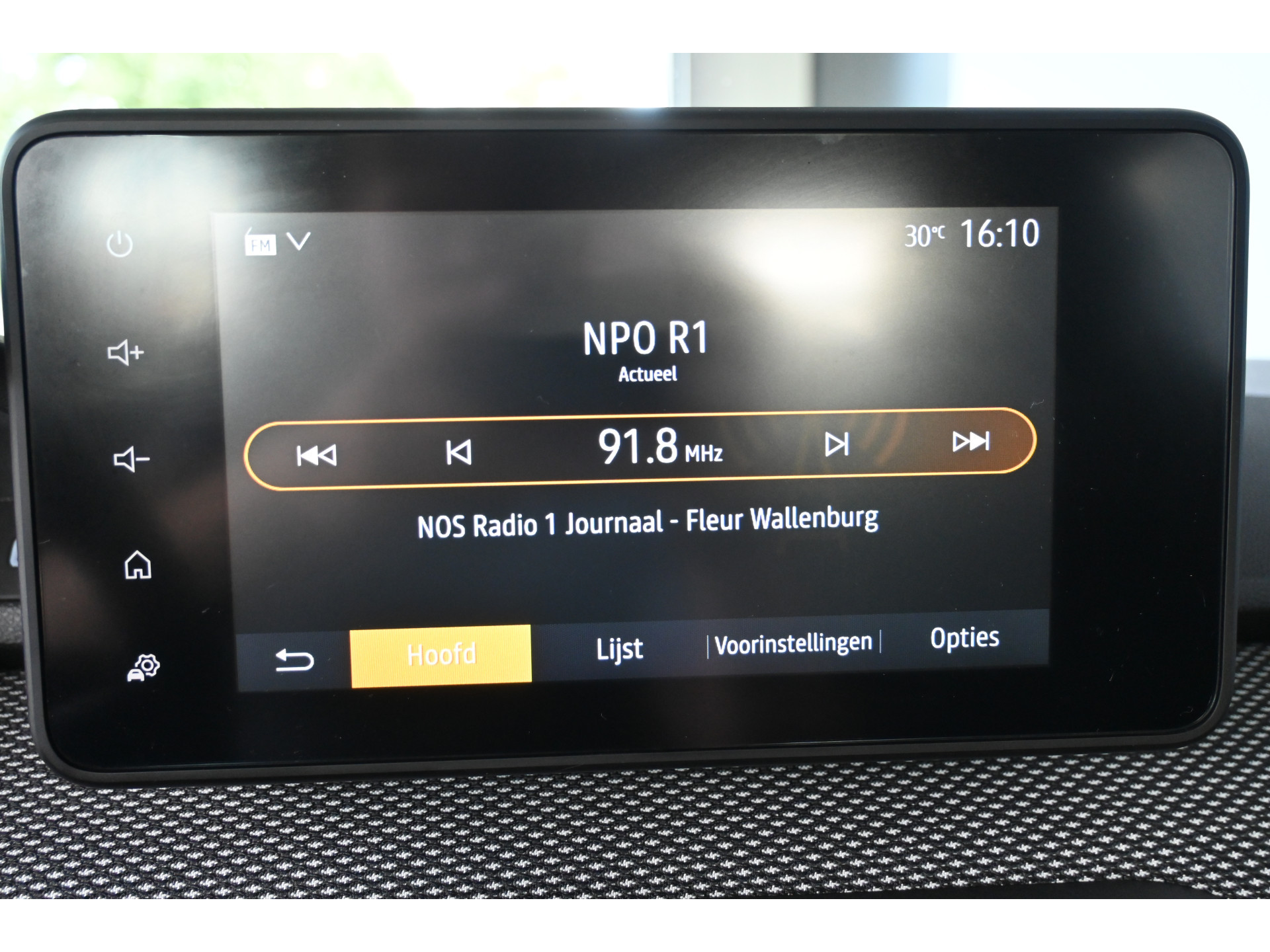 Dacia Sandero Stepway 1.0 TCe 90 Comfort Automaat Airco Cruise Pdc Navigatie 1e Eigenaar Inruil Mogelijk!