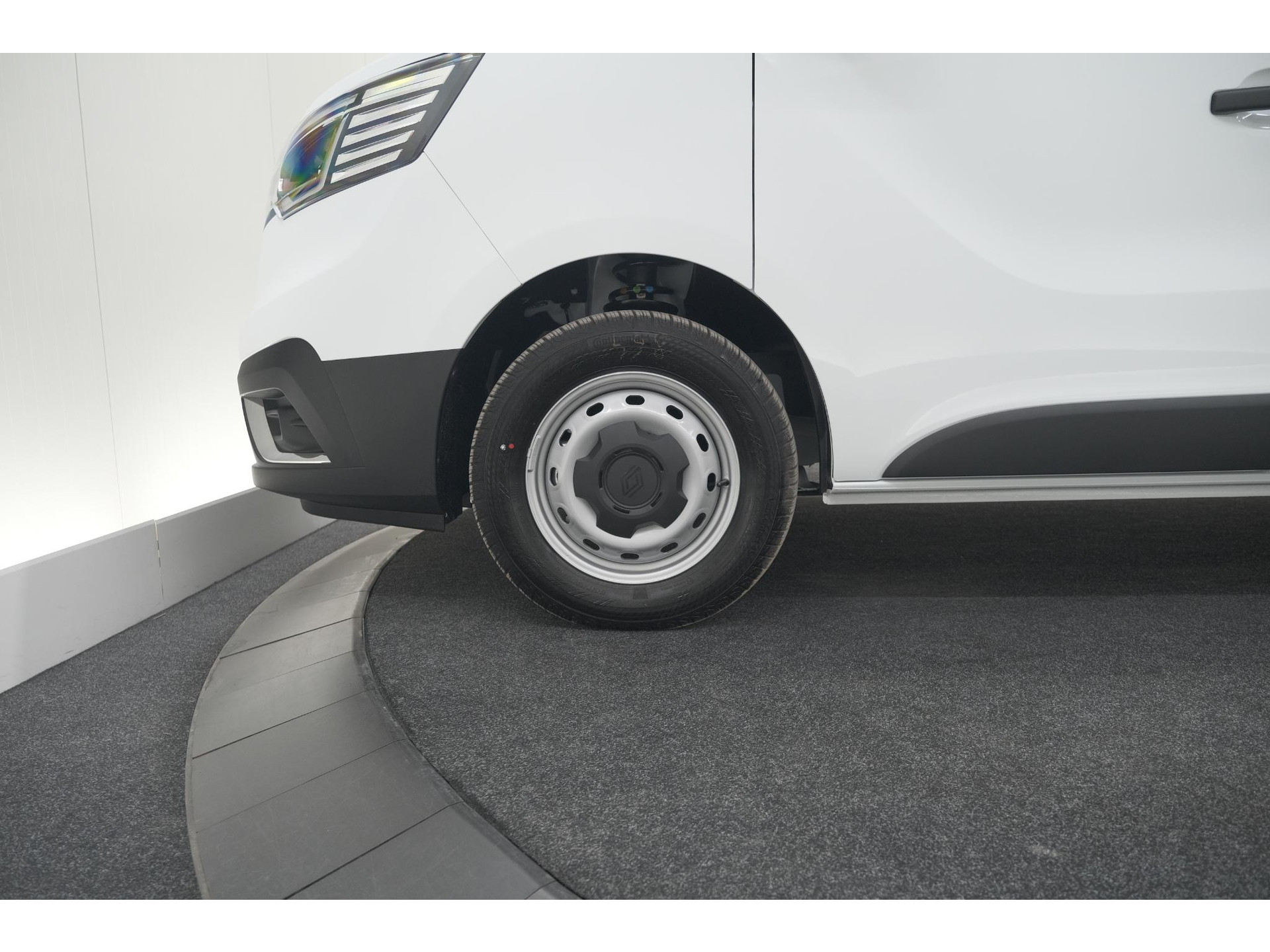 Renault Trafic 2.0 Blue dCi 130 T30 L2H1 Advance | Camera | Apple Carplay | Parkeersensoren