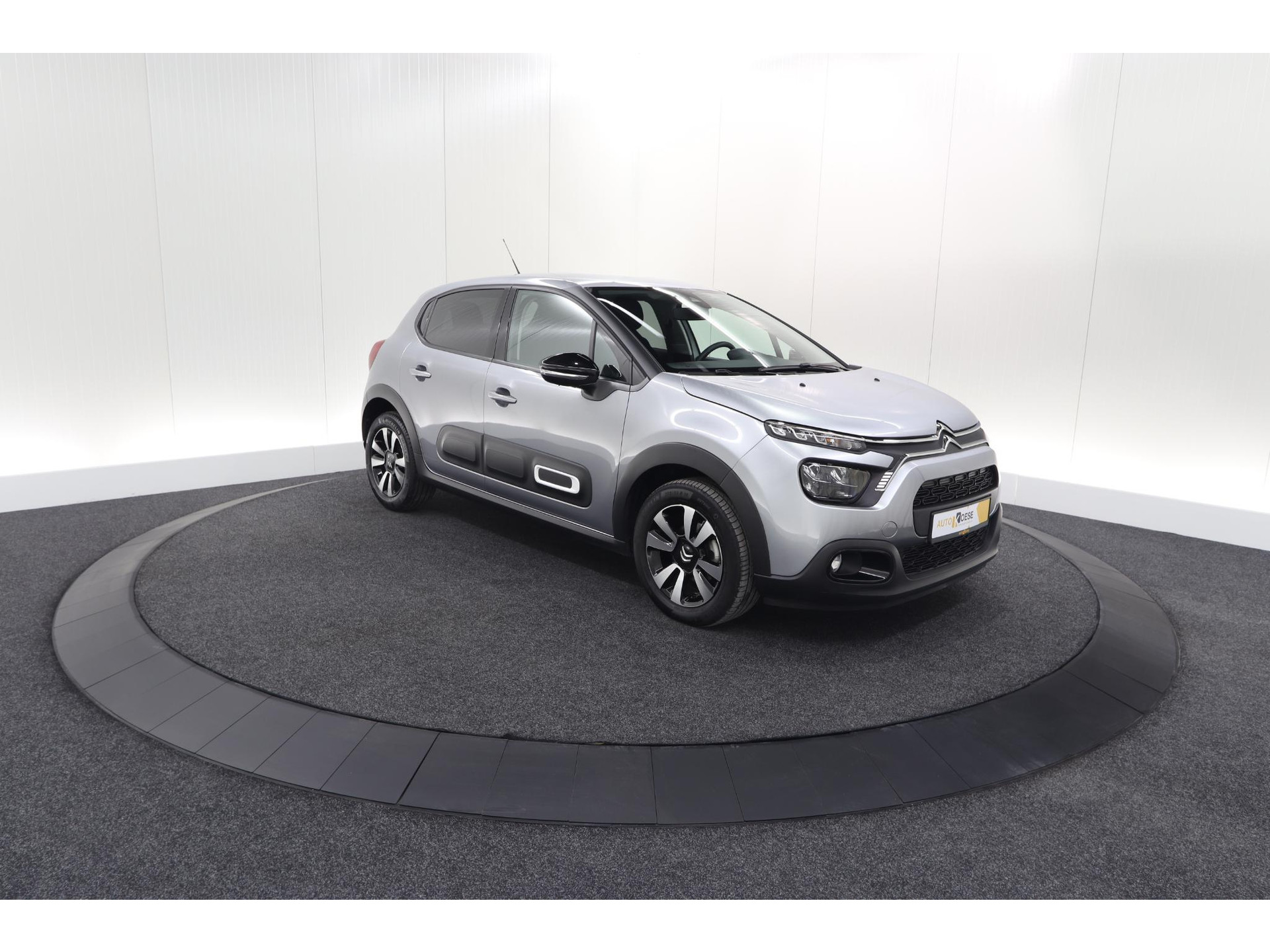 Citroen C3 PureTech 110 EAT6 Max | Apple Carplay | Parkeersensoren | Climate Control | 16 Inch Lichtmetalen Velgen