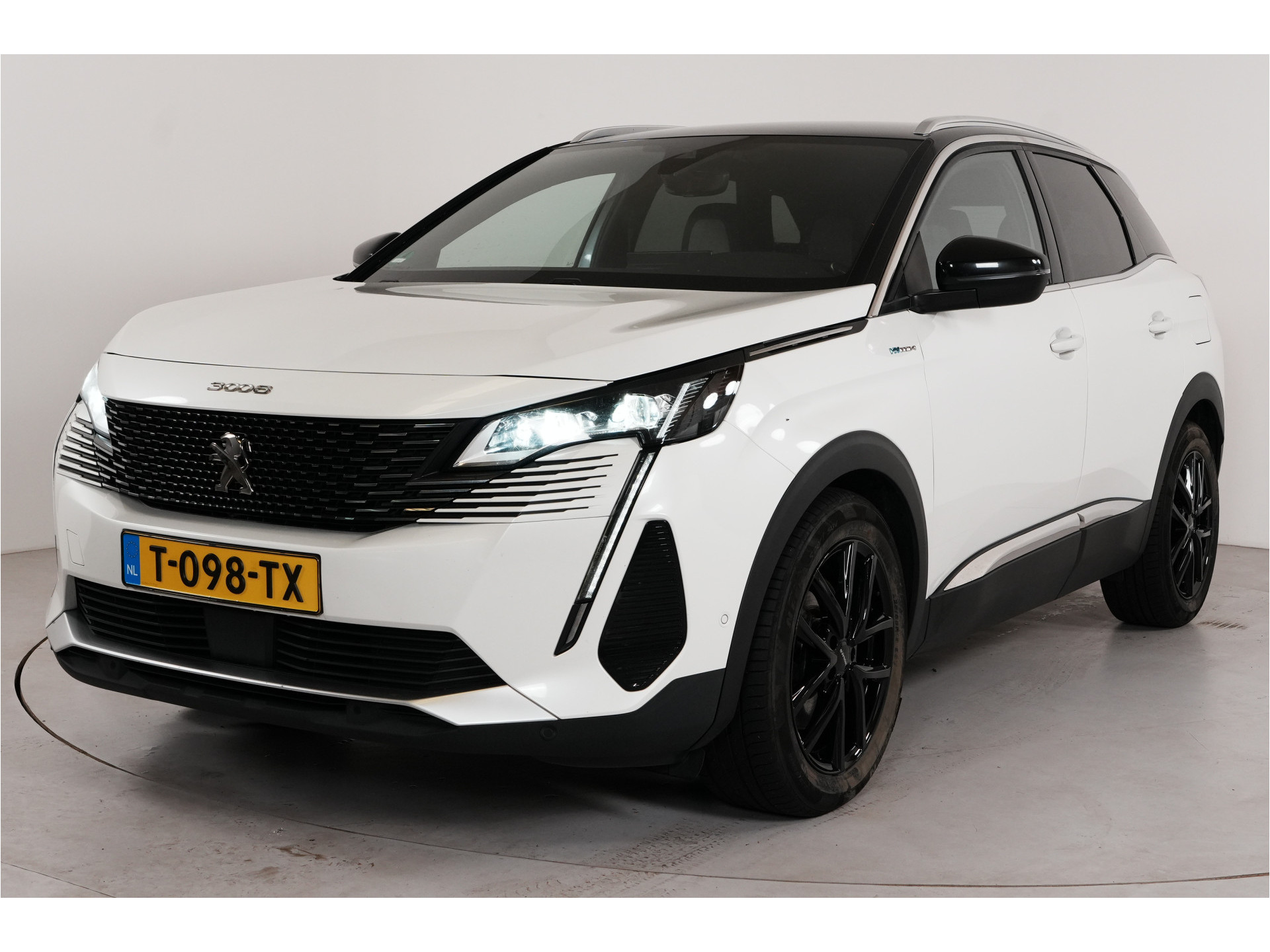 Peugeot 3008 1.6 HYbrid4 300 Blue Lease GT | SOH 95% | Adaptive Cruise | Stl. verw. | Apple/Android |