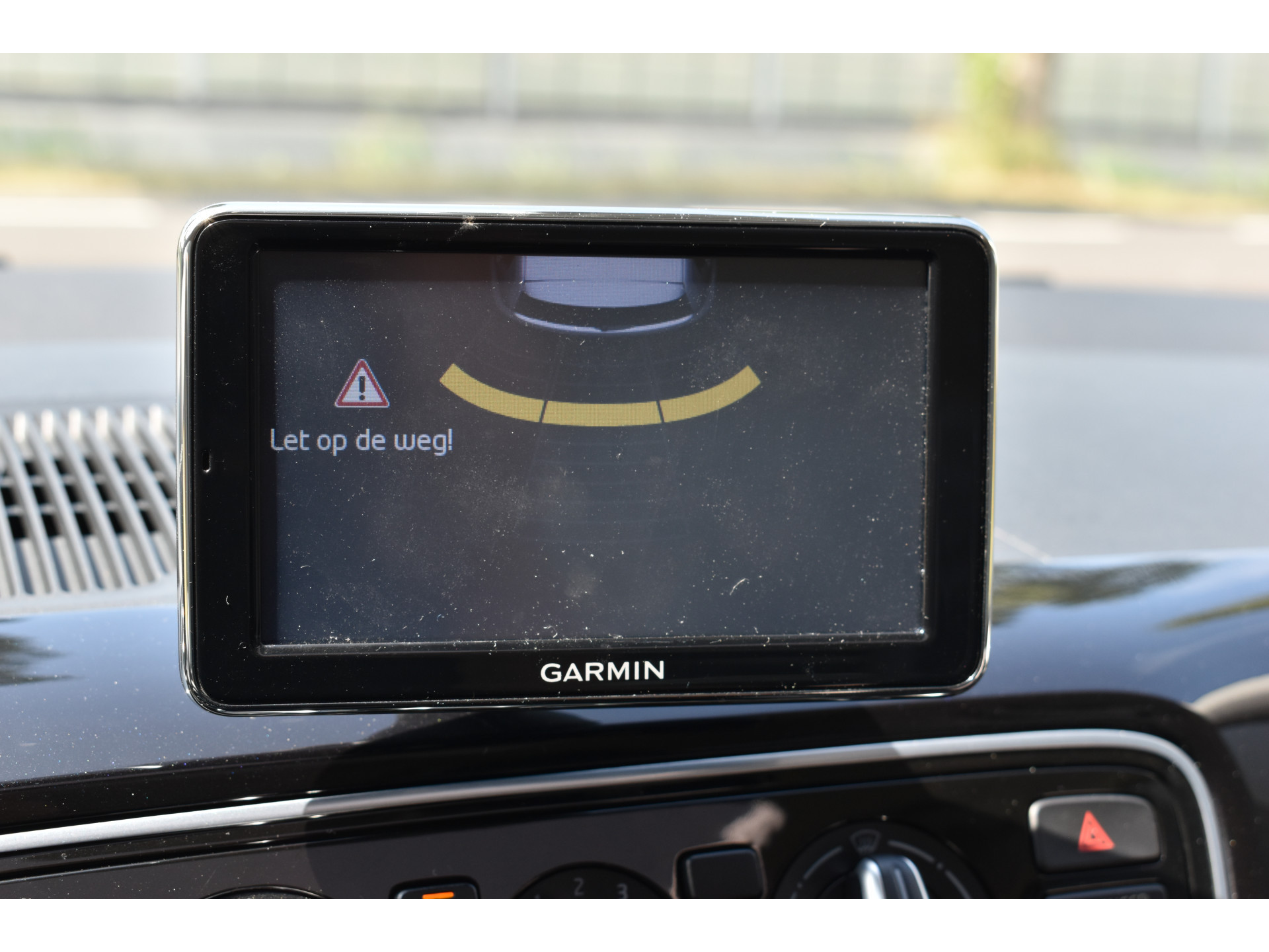 Volkswagen Up! 1.0 high up! BlueMotion Panodak Navigatie Pdc Lage km-stand