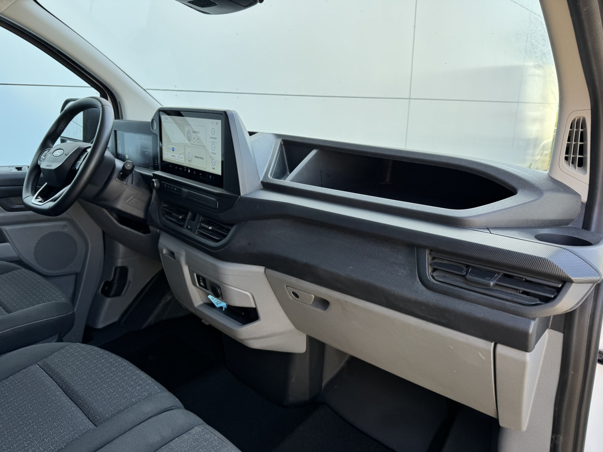 Ford Transit Custom 2.0 TDCI 140PK AWD Automaat L1 4x4 4WD LED Airco Carplay Camera Navigatie Parkeersensoren v+a Vierwielaandrijving