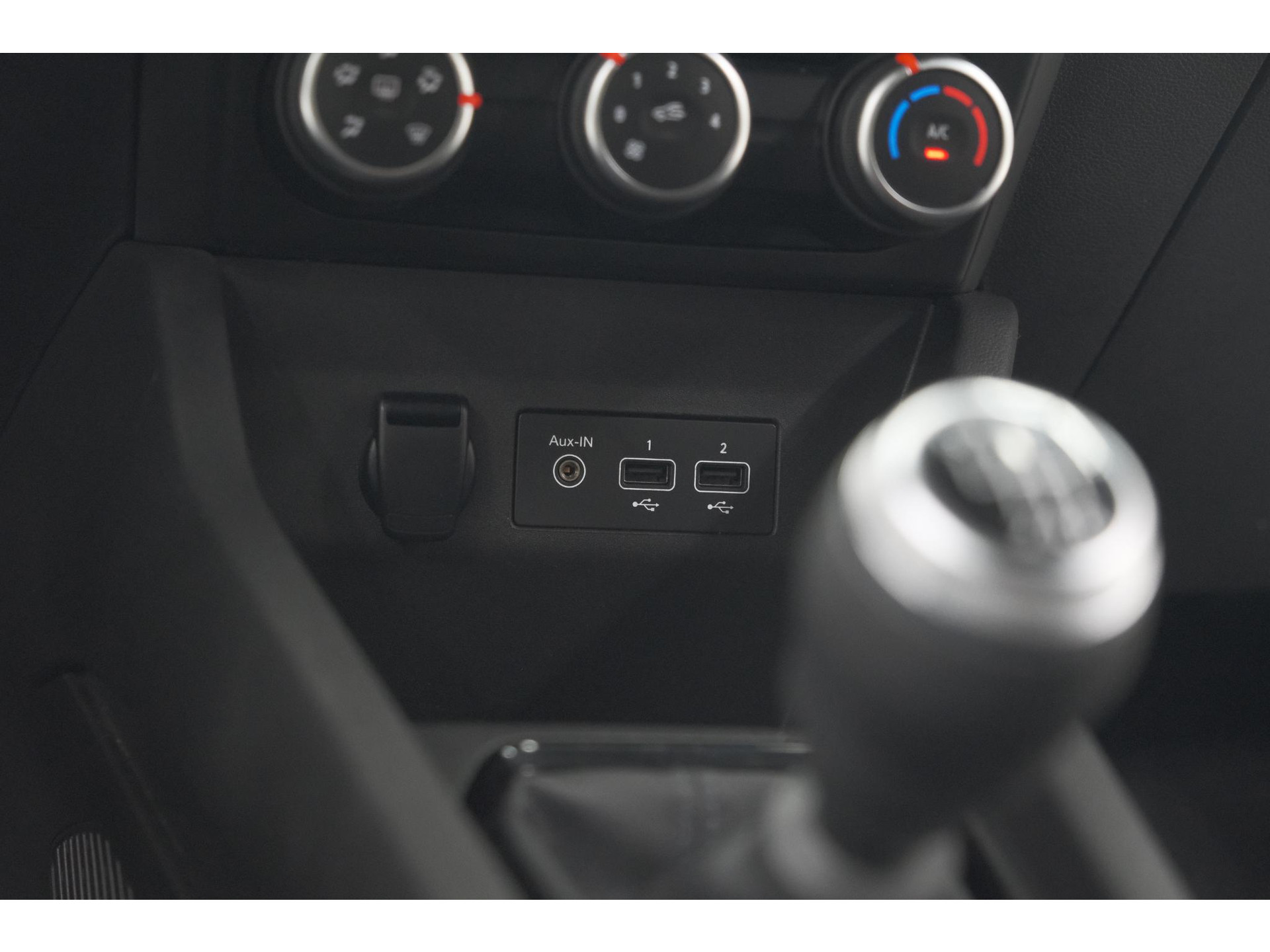 Renault Clio TCe 90 Equilibre | Parkeersensoren | Apple Carplay | Cruise Control
