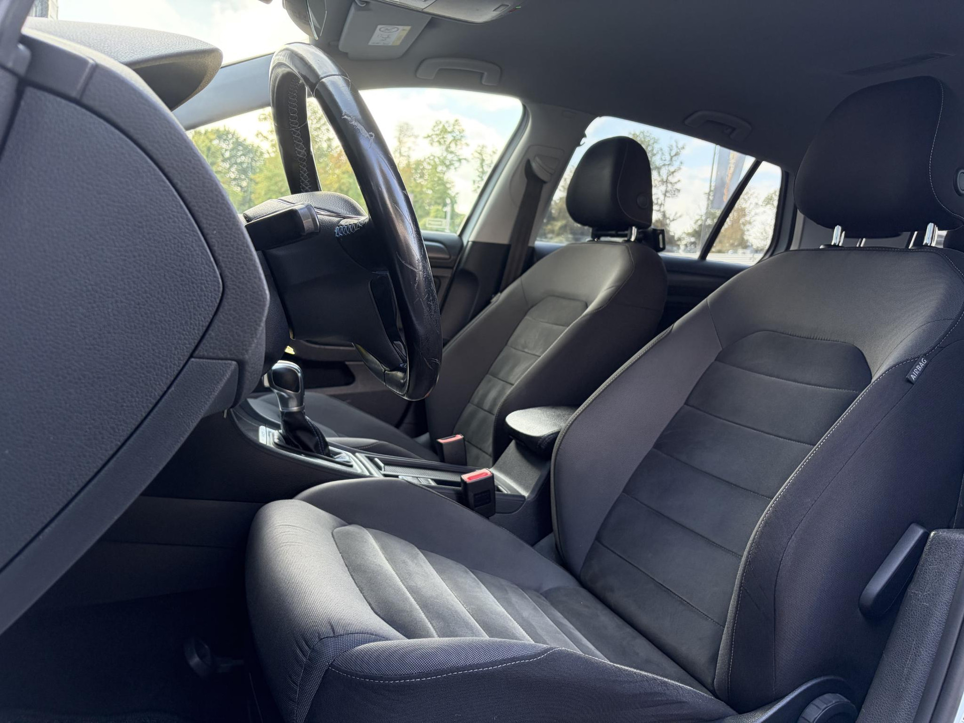 Volkswagen e-Golf ✓SOH 84,55%✓Carplay✓Navi✓LED✓Clima✓Cruise✓Pdc V+A✓Lm velgen✓N.A.P✓Apk tot 07-2027