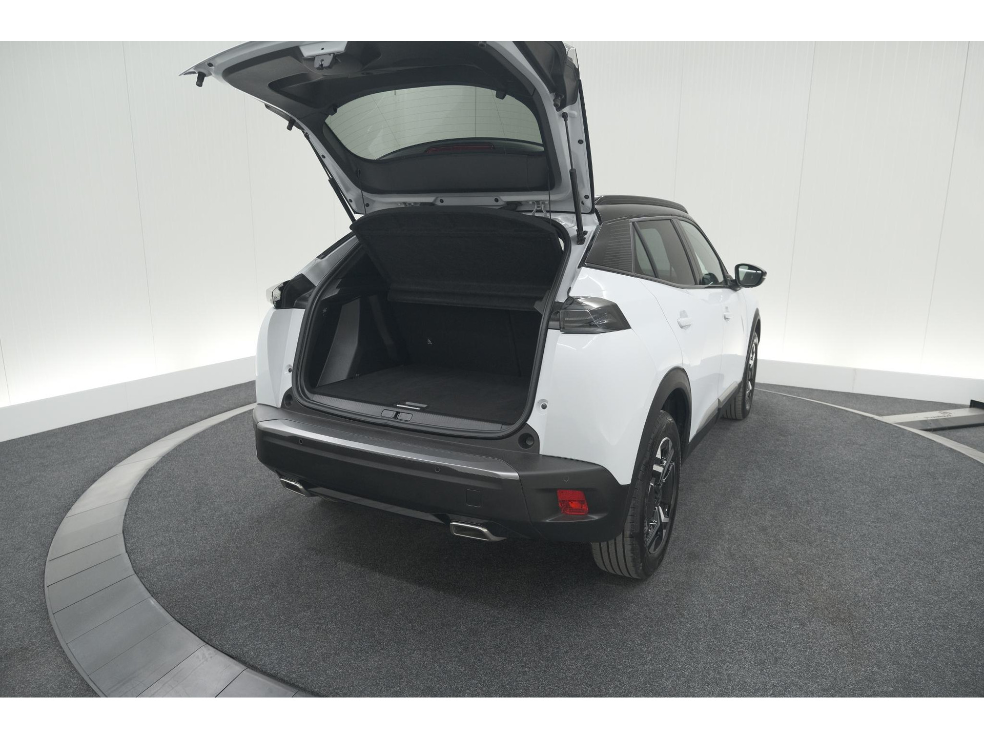 Peugeot 2008 PureTech 130 EAT8 GT | Camera | Apple Carplay | Parkeersensoren