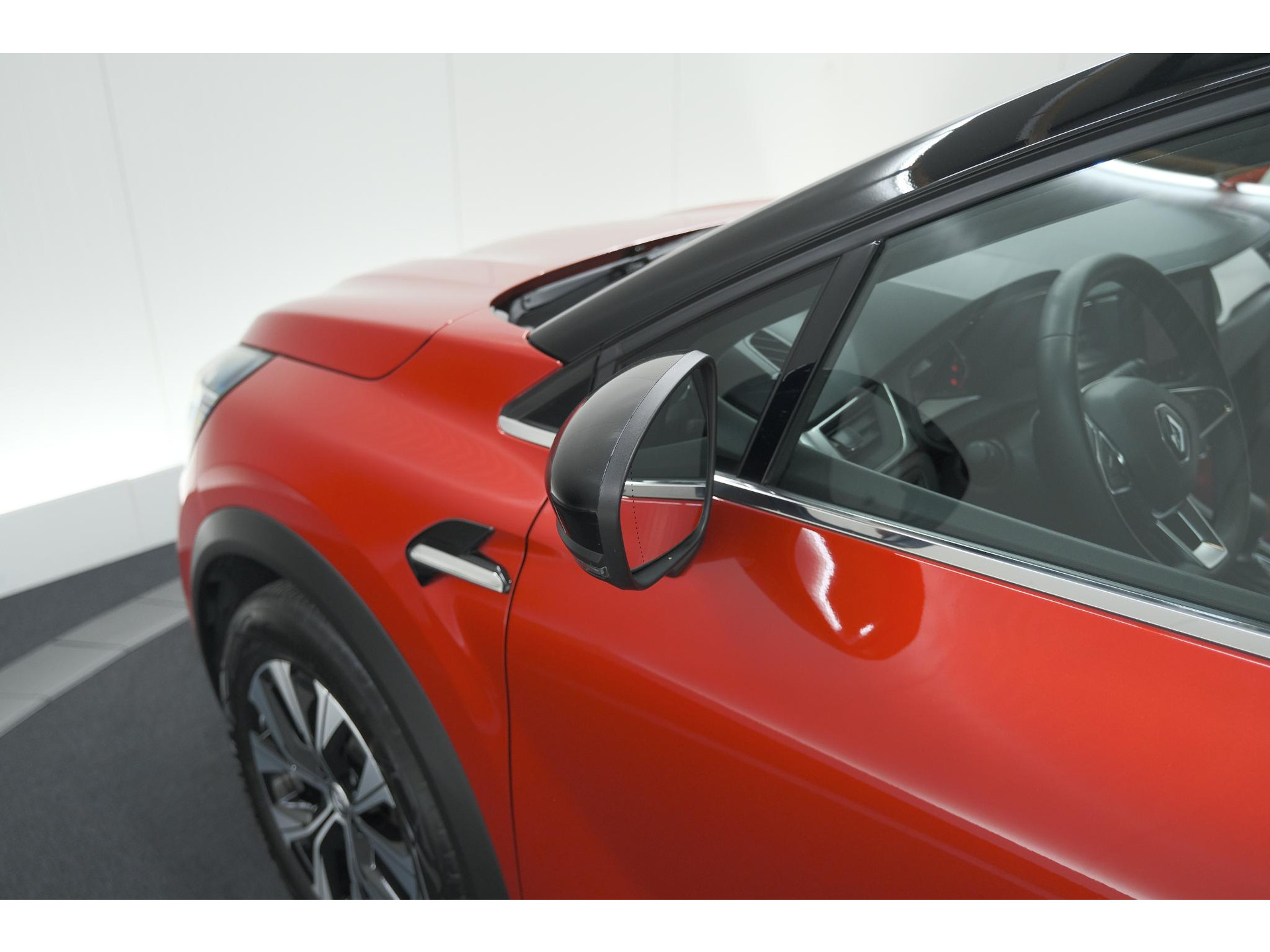 Renault Captur 1.6 E-Tech Full Hybrid 145 Techno | Navigatie | Camera | Parkeersensoren | Apple Carplay