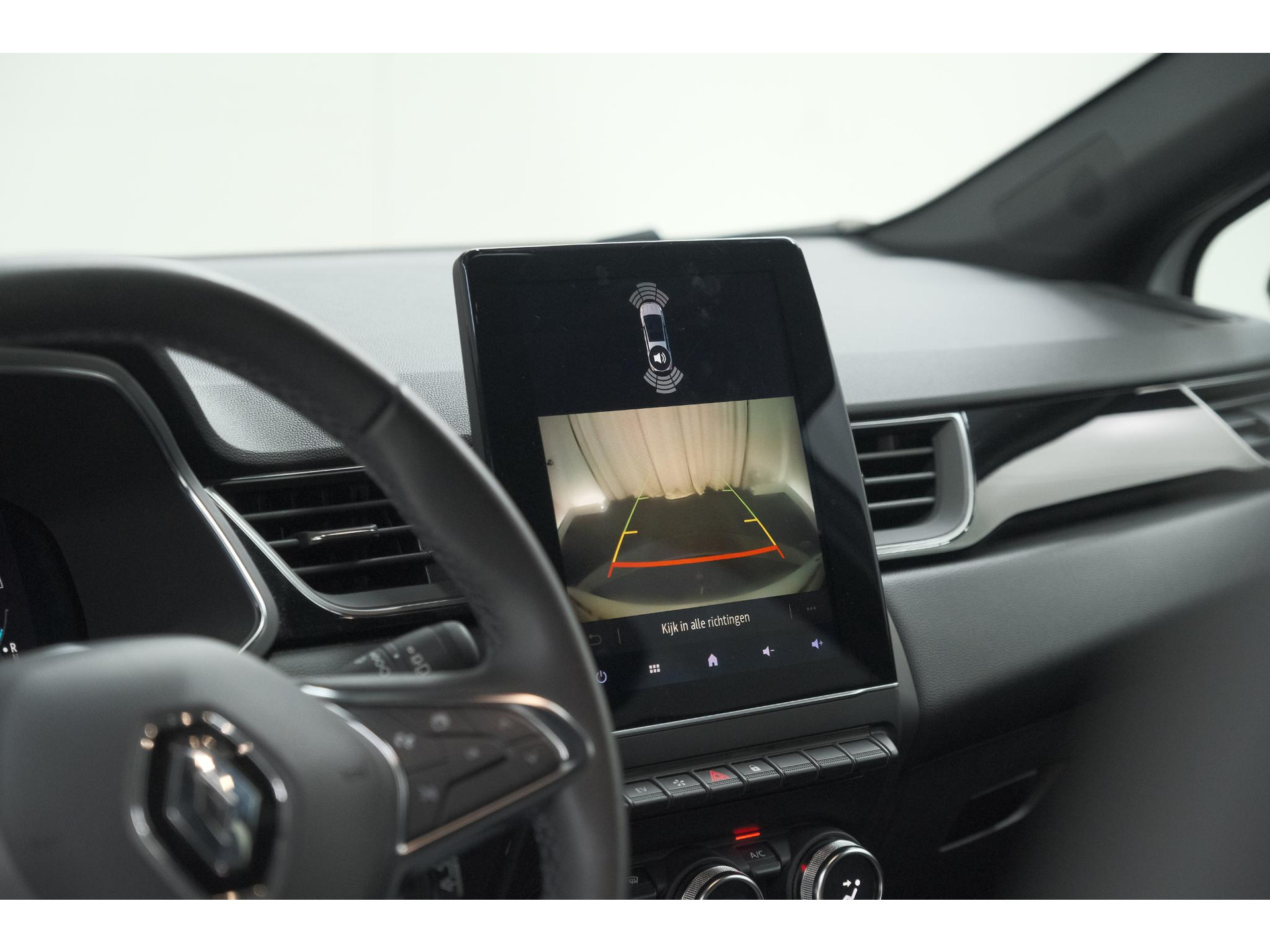 Renault Captur 1.6 E-Tech hybrid 145 SL Rive Gauche | Trekhaak | Camera | Apple Carplay | 9.3 Inch Grootscherm