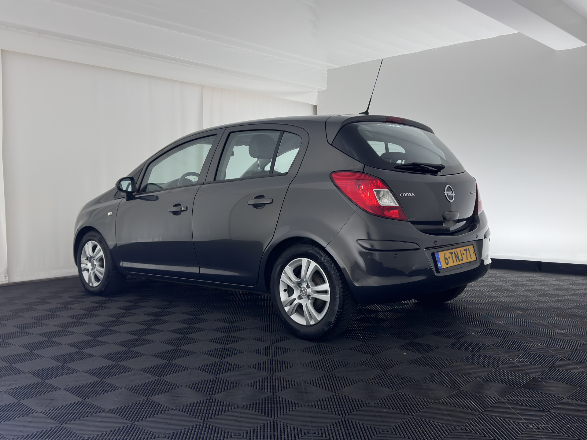 Opel Corsa 1.3 CDTi EcoFlex S/S Business+ *LEATHER-FABRIC | NAVI-FULLMAP | AIRCO | CRUISE | COMFORT-SEATS | PDC | 15''ALU*