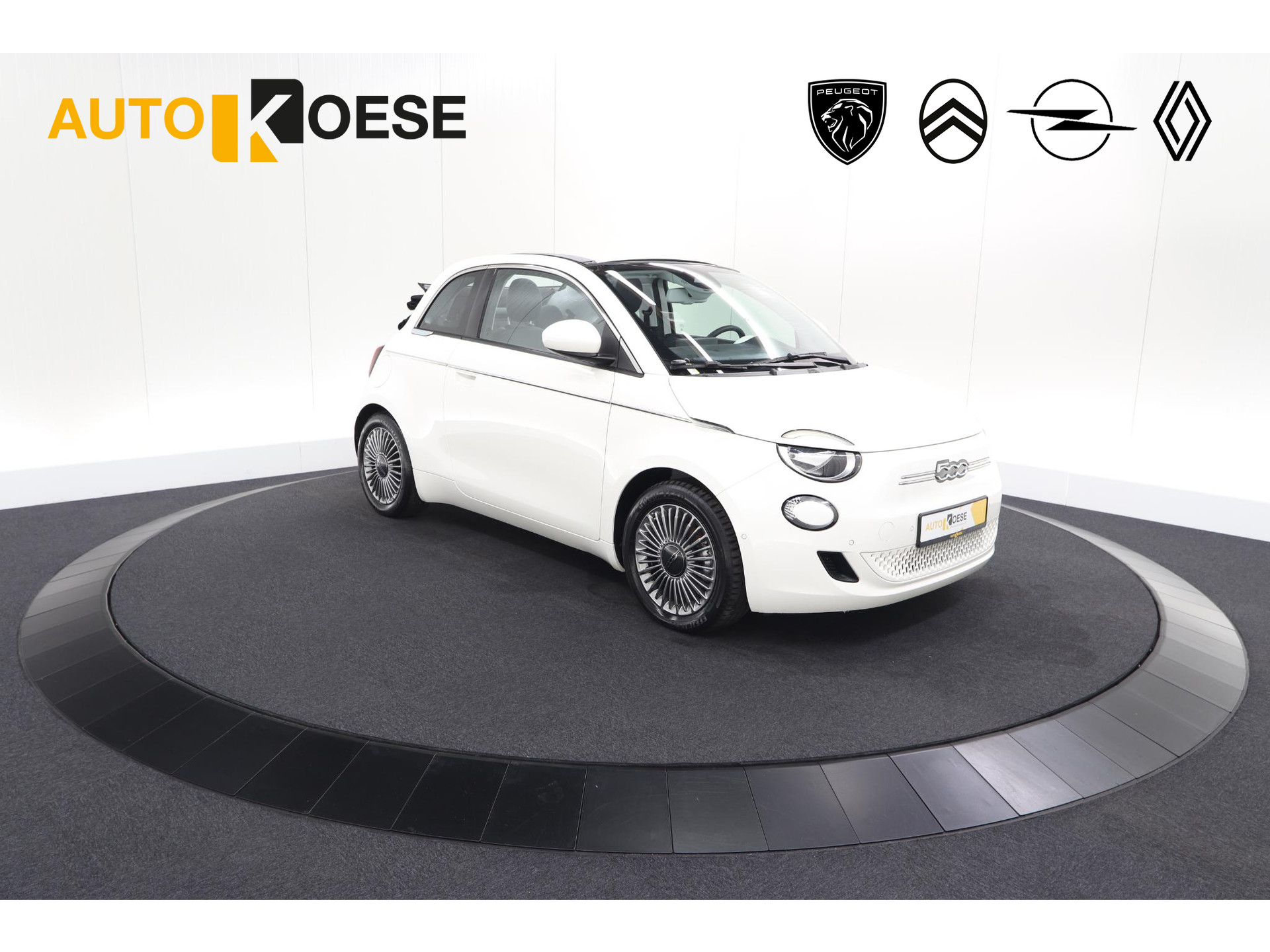 Fiat 500 C Icon 42 kWh | 97,3% SOH | Convenience Pack | Camera | Dodehoekdetectie | Stoelverwarming