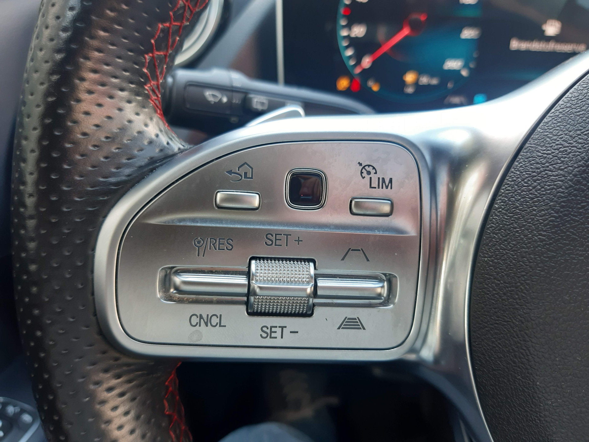Mercedes-Benz GLA-klasse 250 4MATIC AMG Line