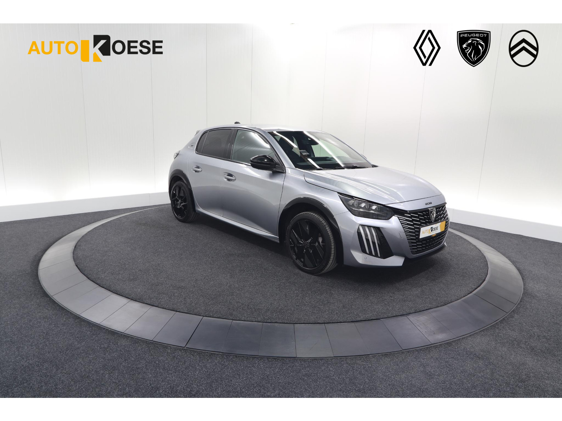 Peugeot 208 PureTech 100 GT Dark Edition | Camera | Navigatie | Apple Carplay | Parkeersensoren