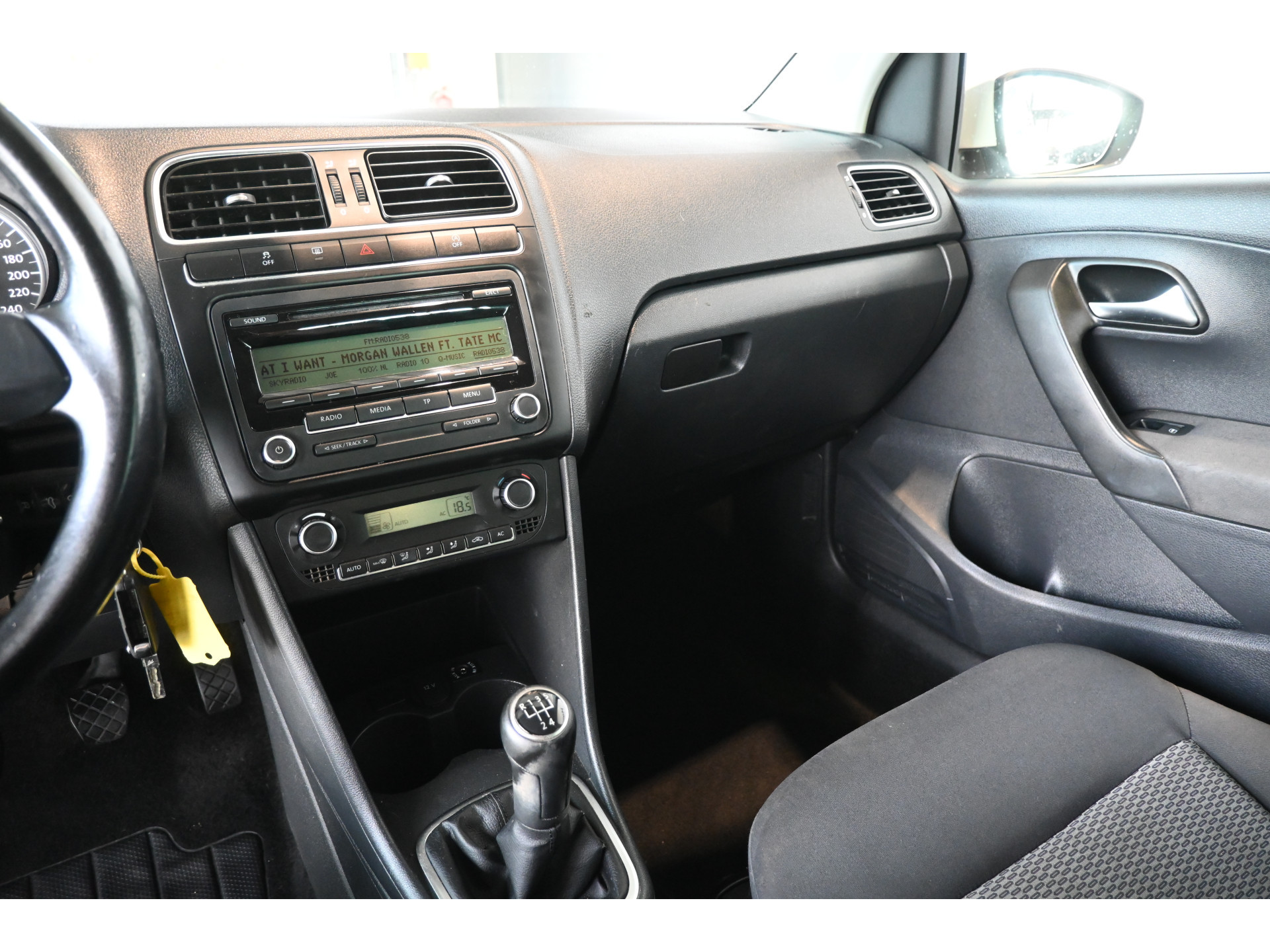 Volkswagen Polo 1.2 TDI BlueMotion Comfortline Clima Cruise control Lichtmetaal Elektrisch Pakket Goed onderhouden! Inruil Mogelijk!