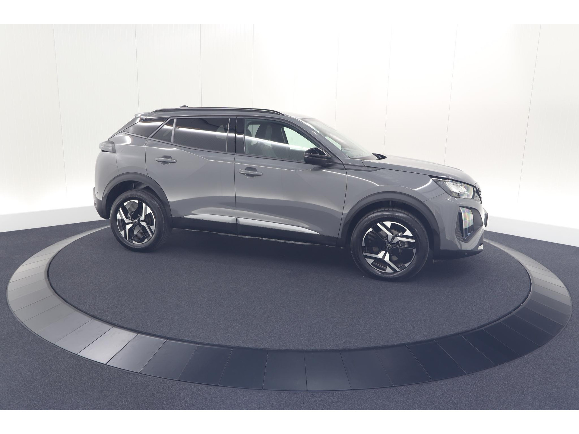 Peugeot 2008 Hybrid 136 e-DCS6 Allure | 360 Camera | Adaptieve Cruise Control | Dodehoekdetectie | Apple Carplay