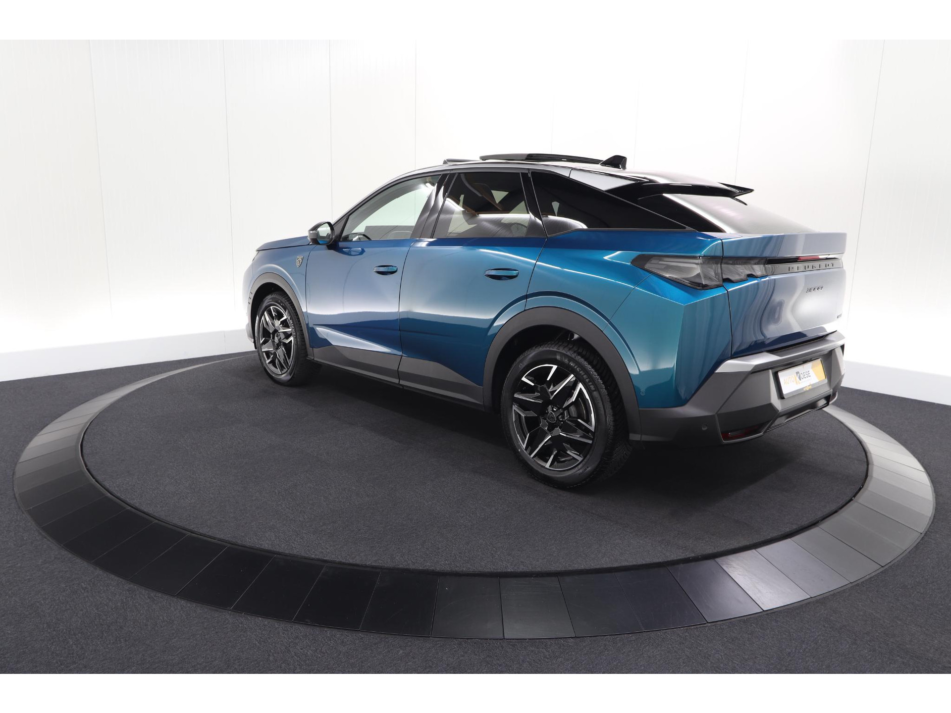 Peugeot 3008 1.2 Hybrid 145 GT | Panoramadak | Focal Hi-Fi | 360 Camera | Elektronische kofferklep