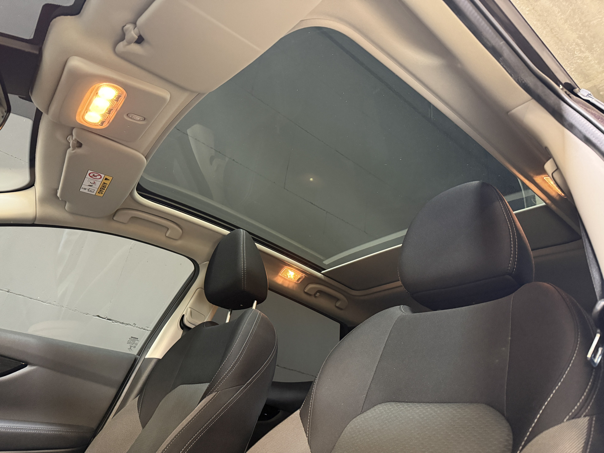 Nissan Qashqai 1.3 DIG-T Design Edition | Panoramadak | Trekhaak | 360 Camera