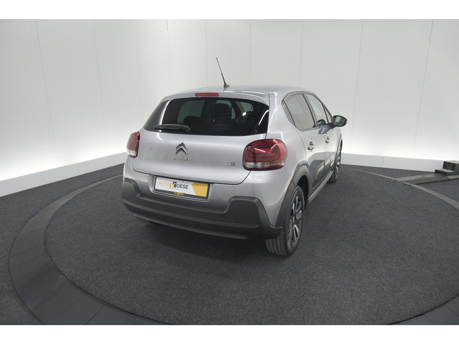 Citroen C3 PureTech 110 EAT6 Max | Parkeersensoren | Apple Carplay | 16 Inch Lichtmetalen Velgen