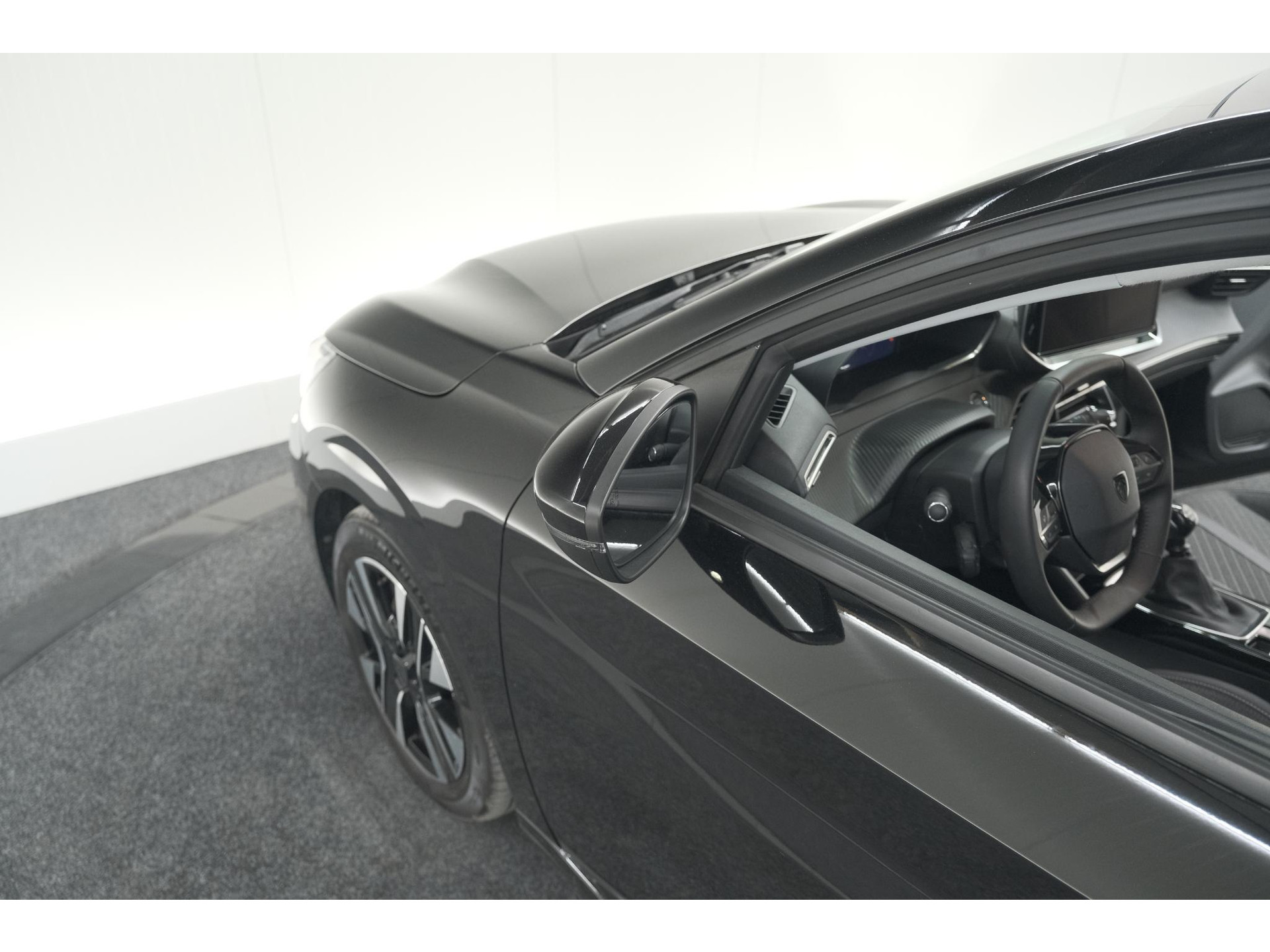 Peugeot 208 PureTech 100 Allure | 360 Camera | Adaptieve Cruise Control | Dodehoekdetectie