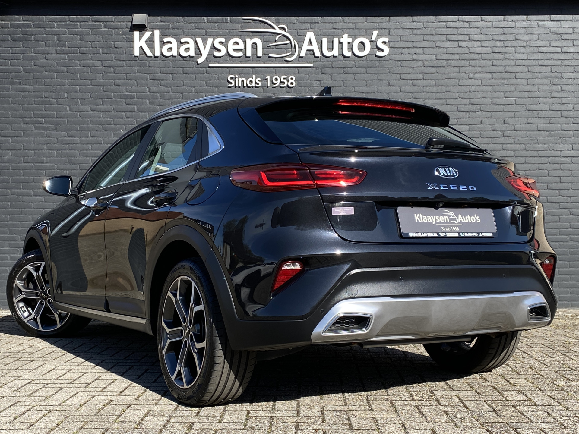 Kia XCeed 1.6 GDi PHEV 140 pk DynamicPlusLine | navigatie | stoel/stuurverwarming | camera | keyless go | incl. winterset