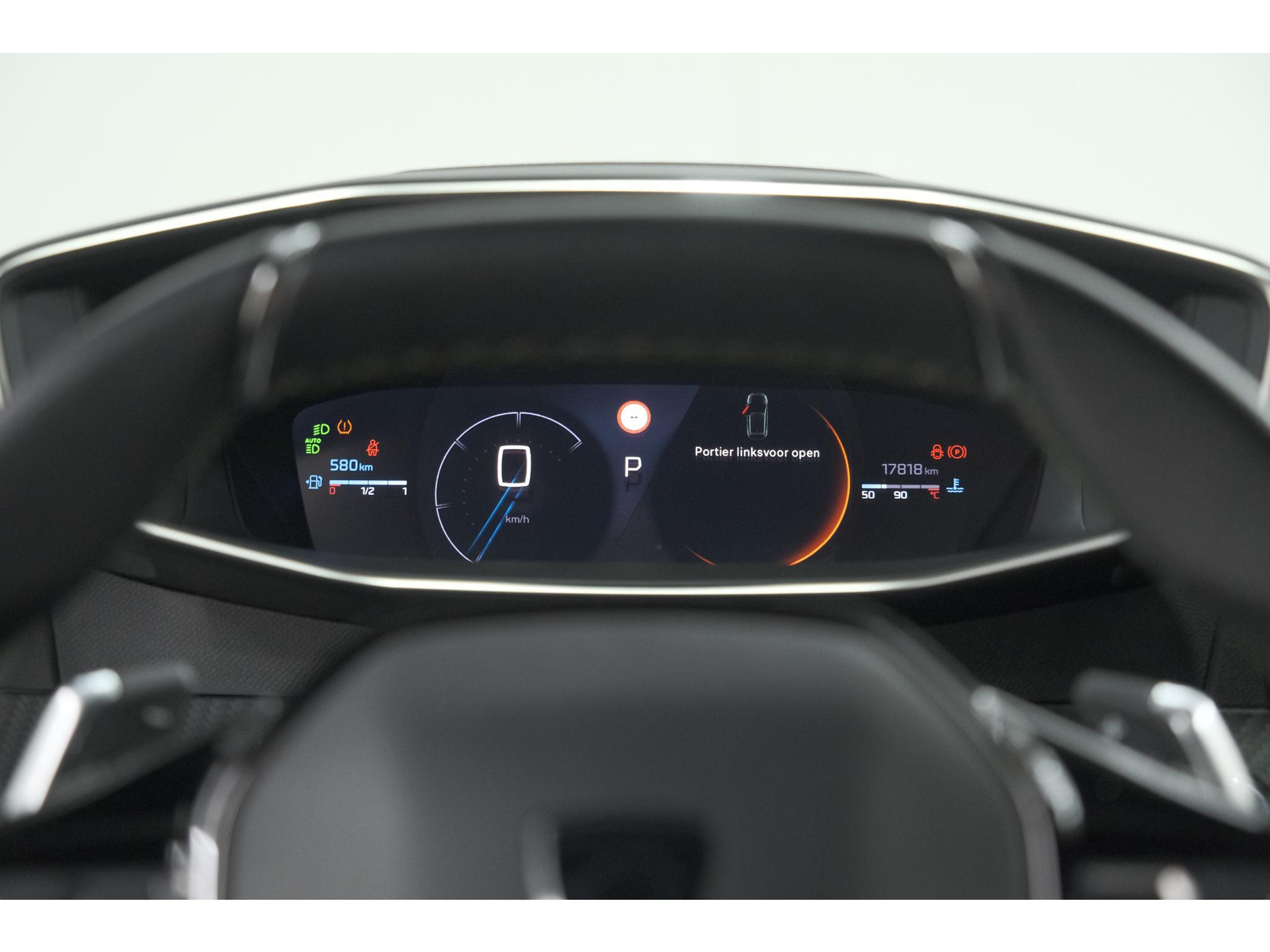 Peugeot 208 1.2 Hybrid 145 e-DCS6 GT | Alcantara Pakket | Camera | Apple Carplay | Stoelverwarming