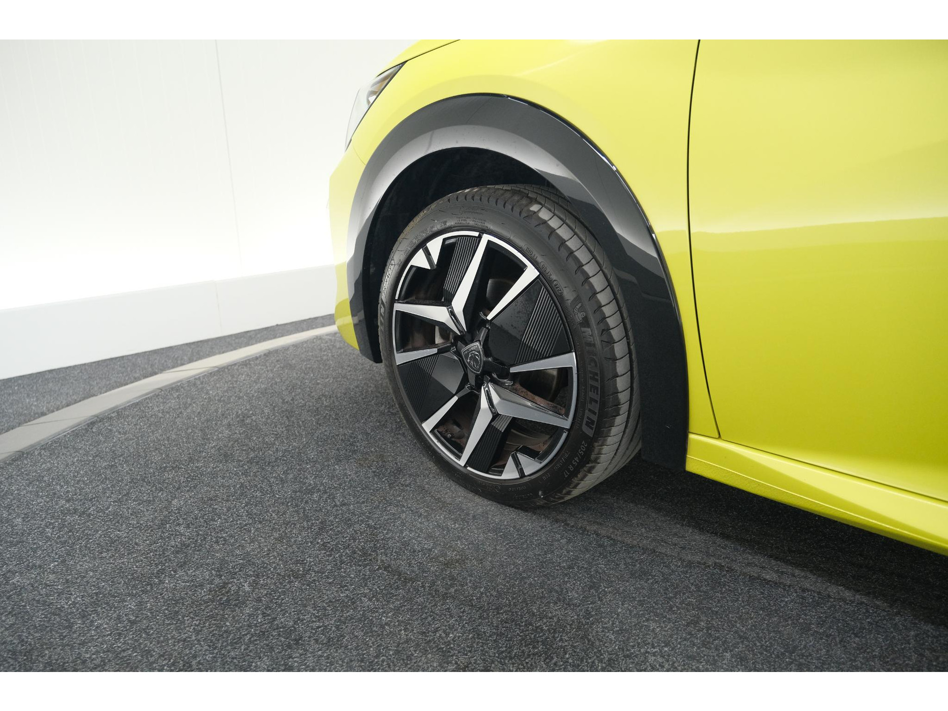 Peugeot 208 PureTech 100 GT | Camera | Apple Carplay | Parkeersensoren