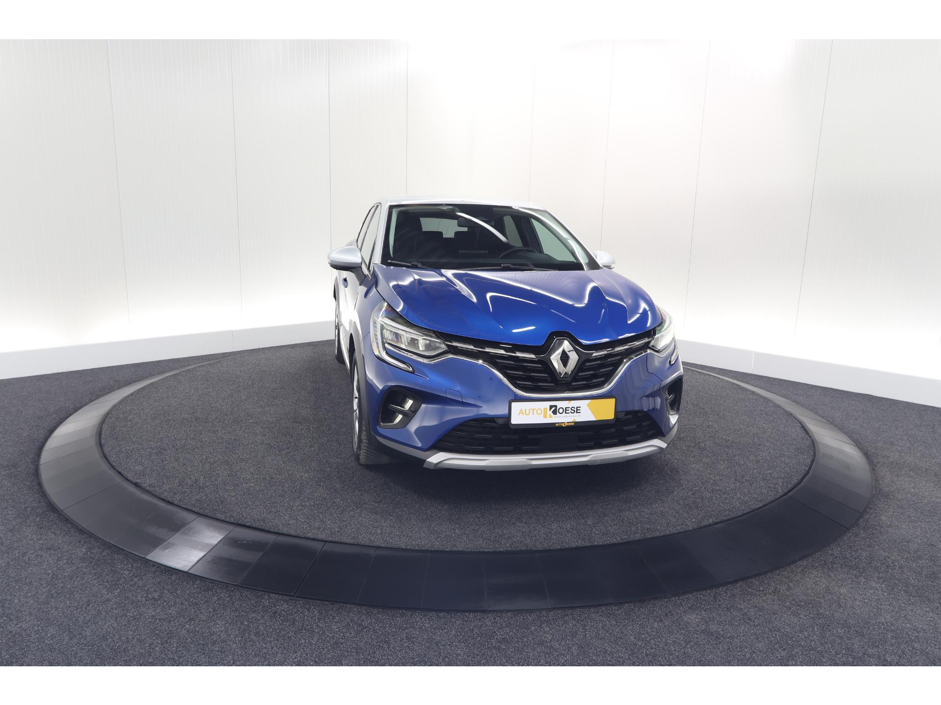 Renault Captur 1.6 E-Tech Plug-in Hybrid 160 Intens | Camera | 9.3 Inch Groot Scherm | Apple Carplay | Parkeersensoren