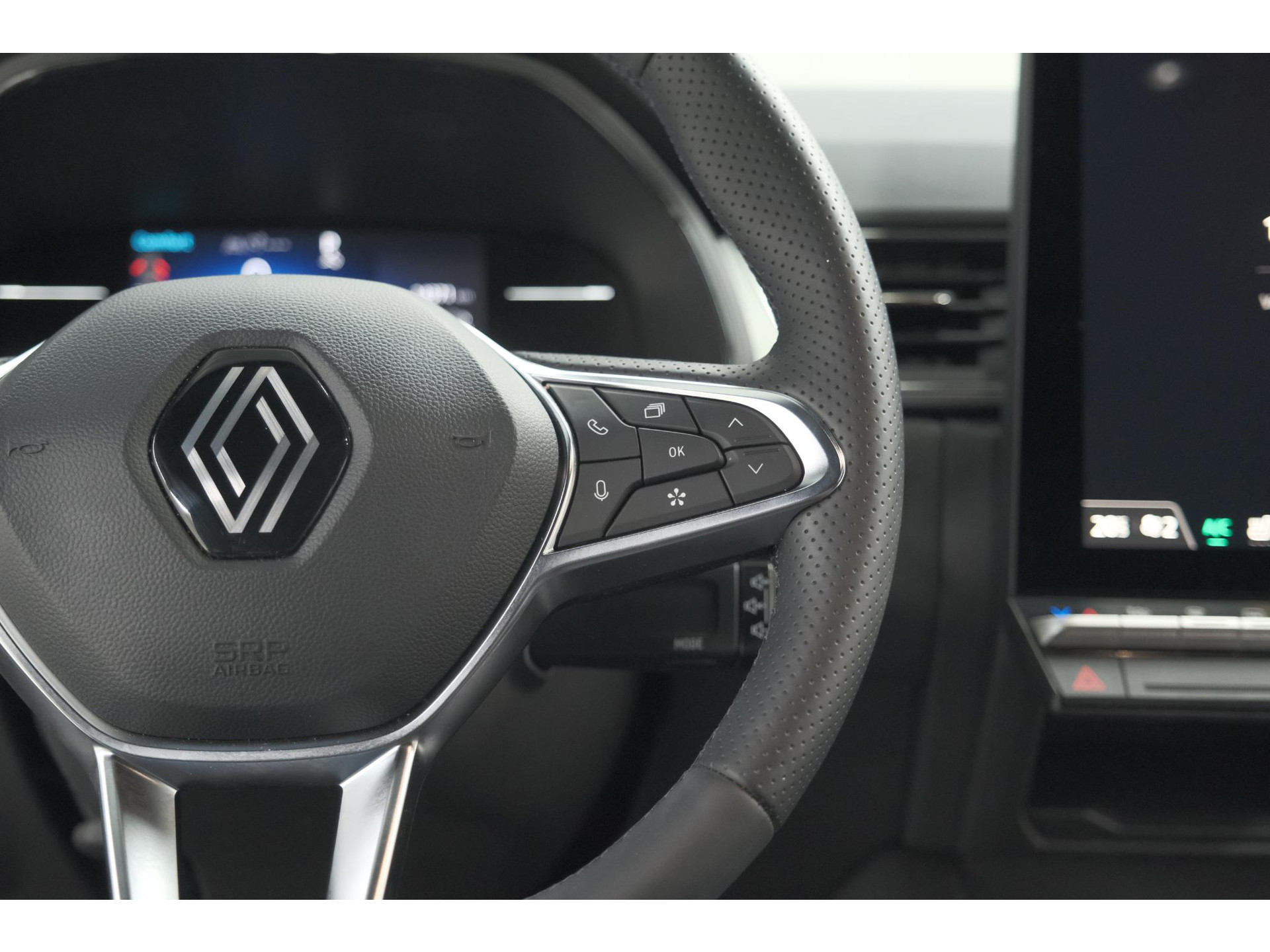 Renault Captur Mild Hybrid 160 Techno | Pack Winter | Camera | Adaptieve Cruise Control | Apple Carplay
