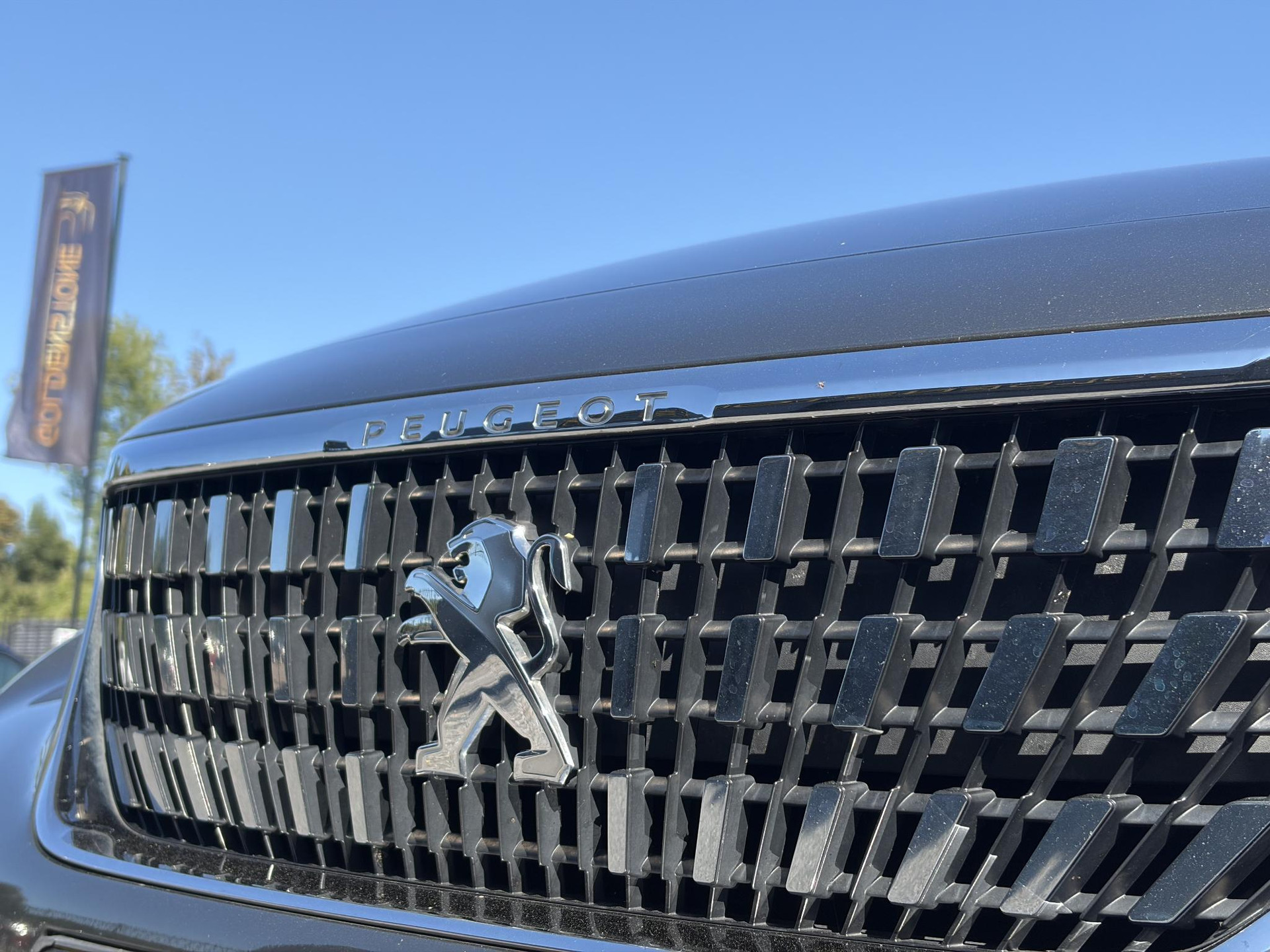 Peugeot 3008 1.2 PureTech Allure 2e Eigenaar l D-riem vv in 2023 l 360° Camera l Carplay l Dealer Onderhouden l Keyless l Stoelverwarming l Dodehoek l 6 Bak l Pdc V+A l 131pk l Bj 12-2017 l 19'' Lmv l Apk tot 12-2026