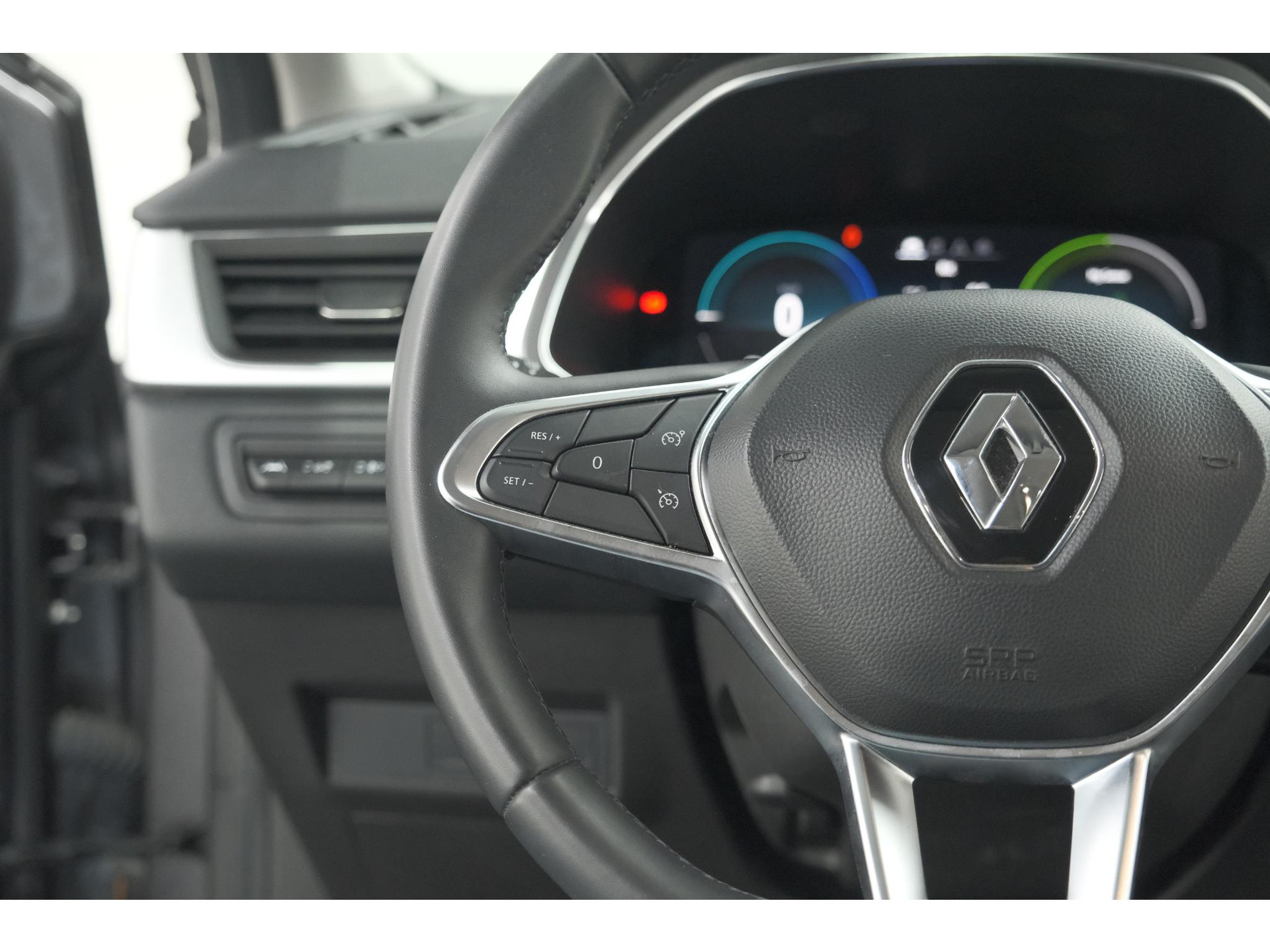 Renault Captur 1.6 E-Tech full hybrid 145 techno | Pack Full Screen | Camera | Navigatie | Allseason Banden
